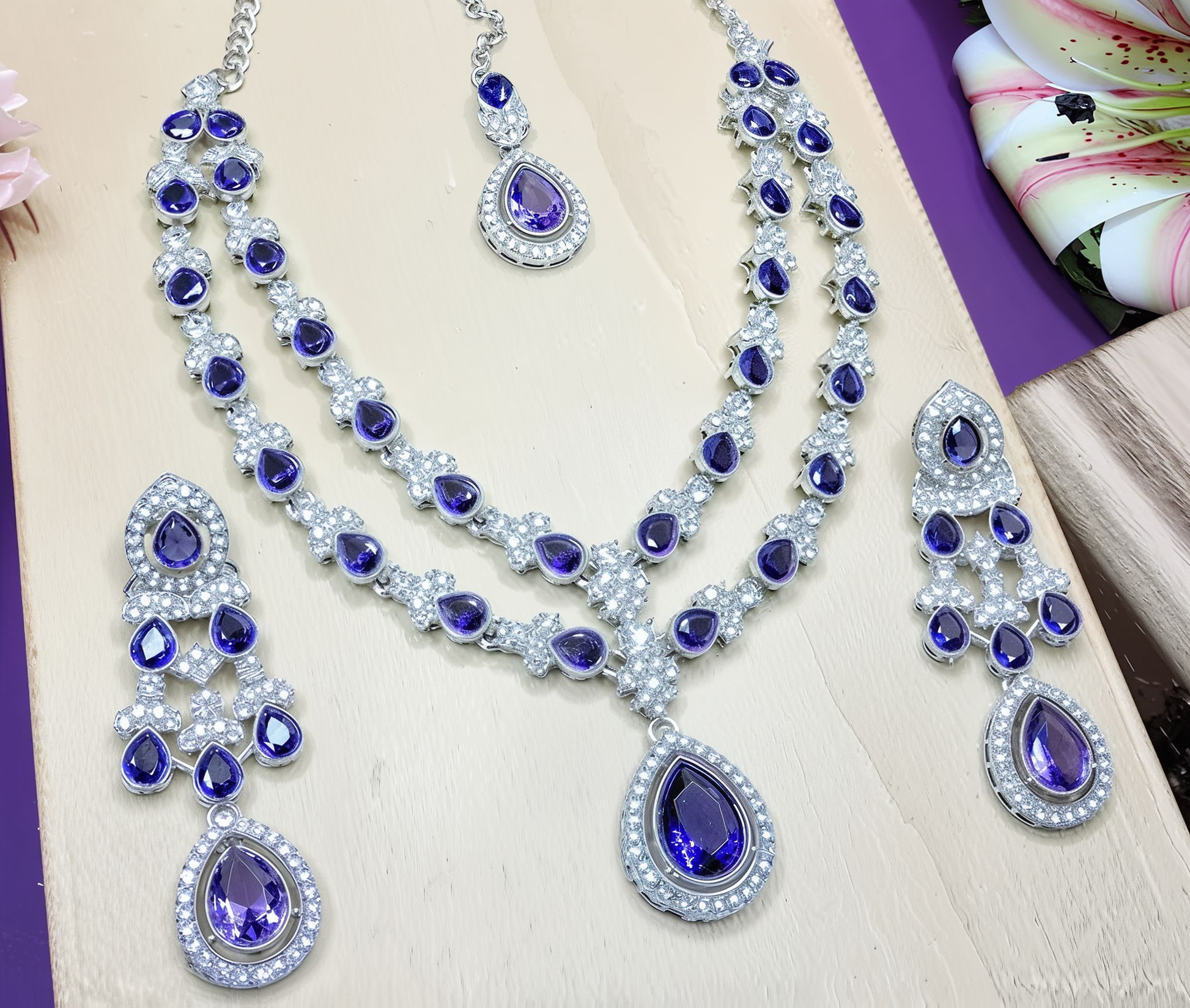 Jewel City Teardrop Bridal Necklace Set with Earrings & Maang Tikka - Ethnic Wedding Jewelry for Brides & Parties | Swadesiicart