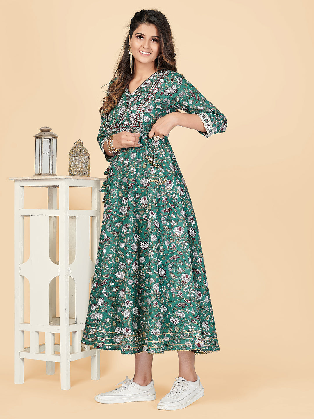 NOZ2TOZ Women's Green Printed Anarkali Cotton Kurta (1 Pc Set) - Swadesiicart