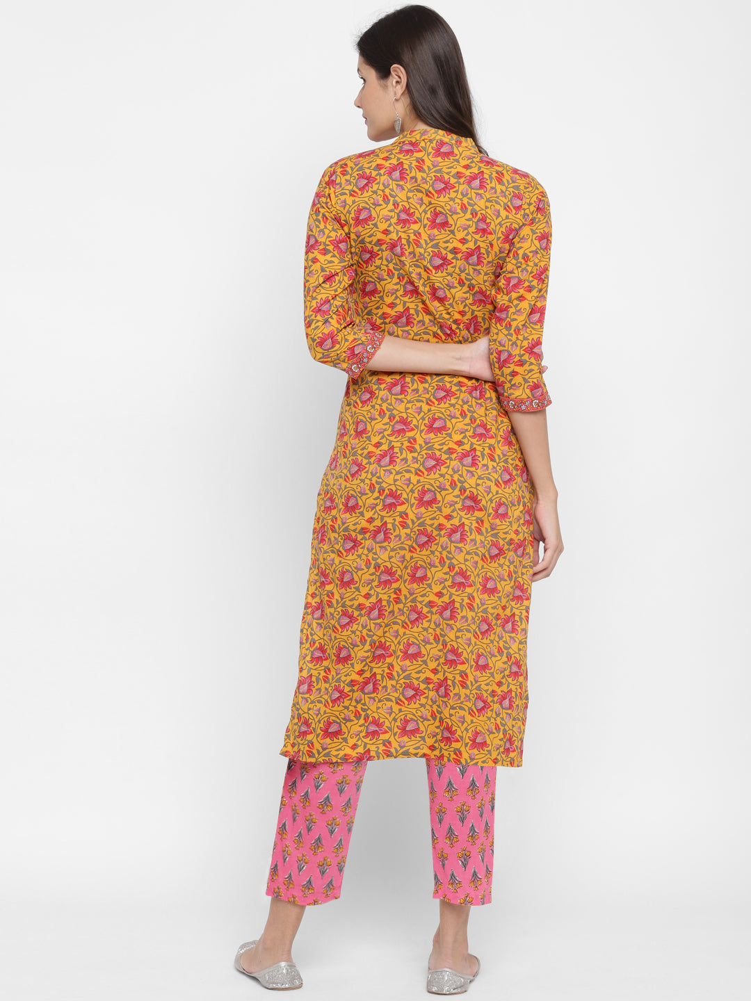 NOZ2TOZ Women's Sequin Mustard Kurta With Pant- (2pcs Set) - Swadesiicart