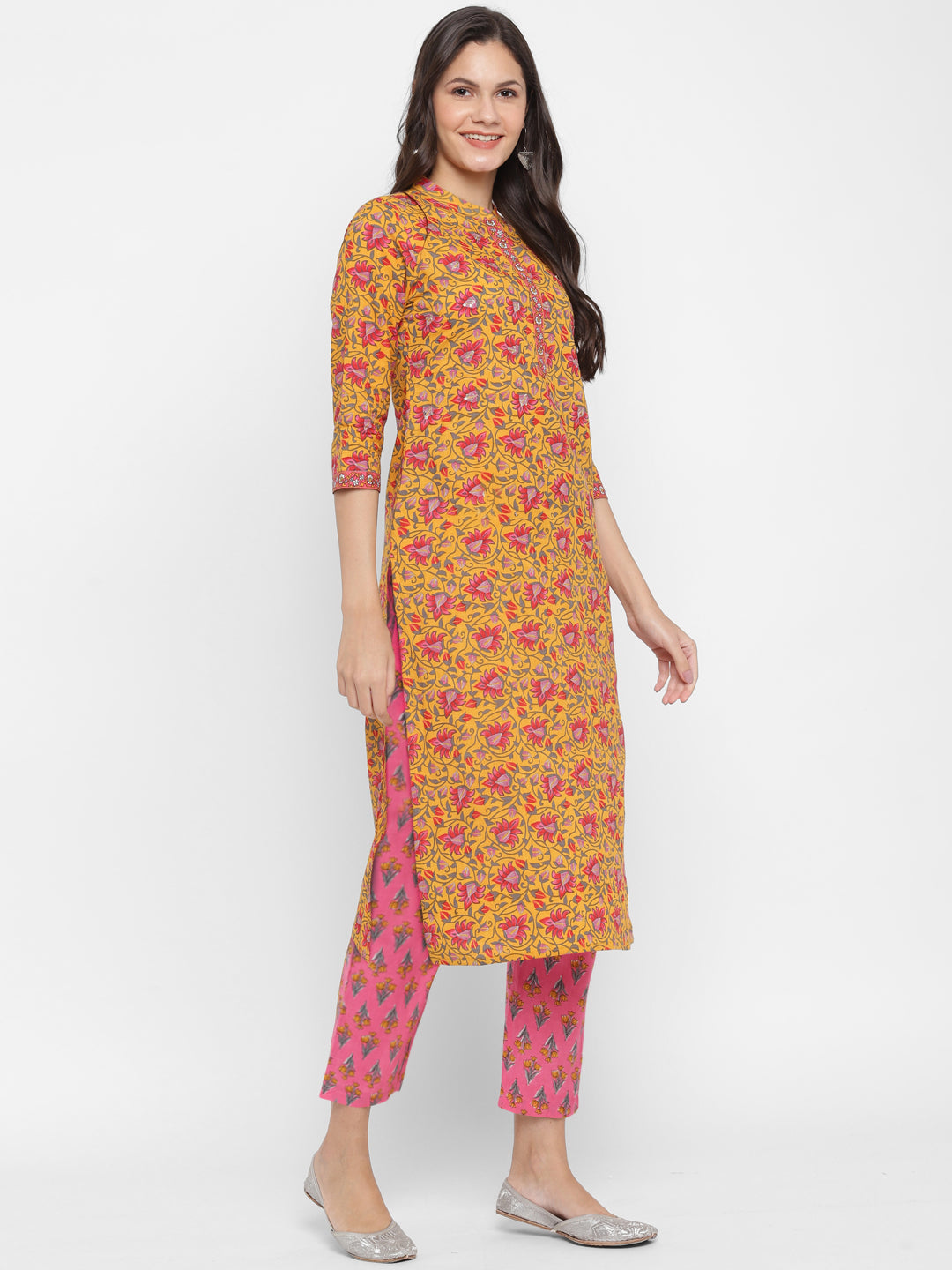 NOZ2TOZ Women's Sequin Mustard Kurta With Pant- (2pcs Set) - Swadesiicart