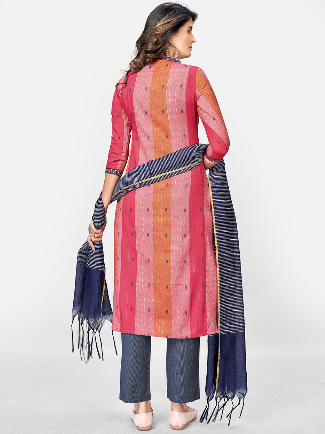 NOZ2TOZ Women's Printed Multicolour Kurta & Pant With Dupatta Set (3pcs set) - Swadesiicart