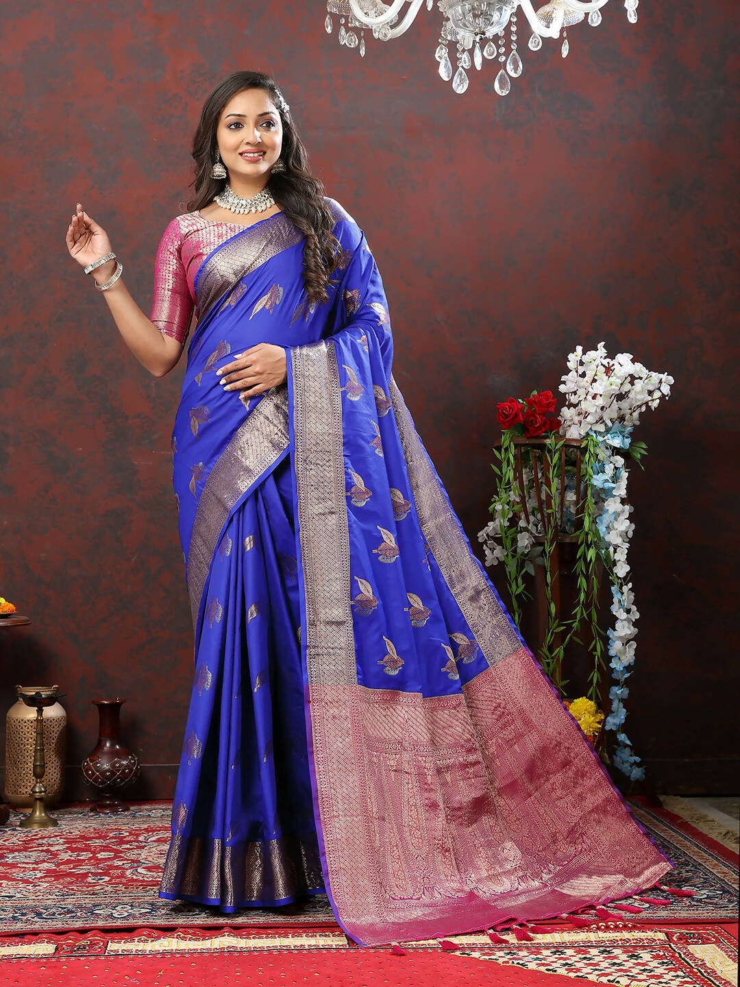 Lorenvalley Fashion Blue Soft Silk Woven Design Zari Weaving Saree - Swadesiicart