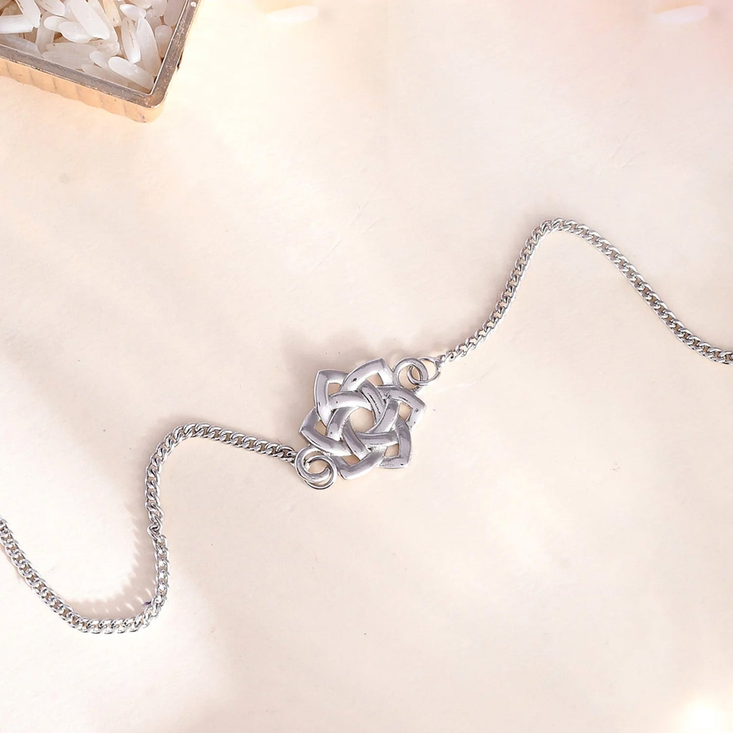 trueBrowns Sterling Silver Knot Rakhi | Swadesiicart