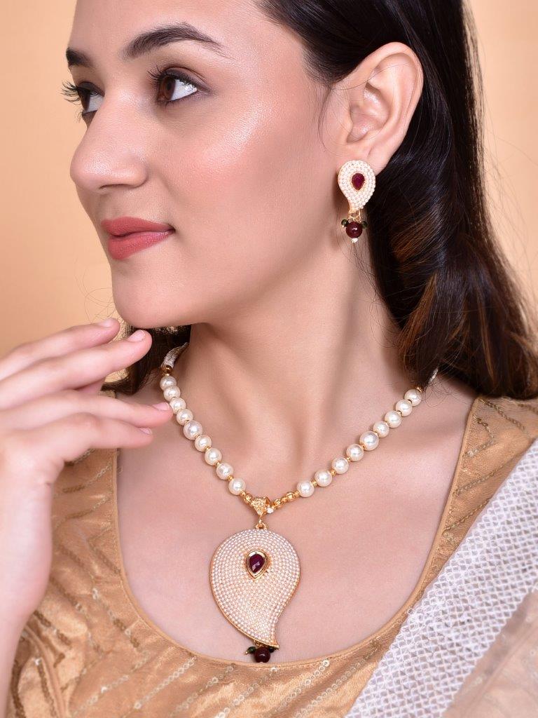 VOJ Gold-Polished Kundan Studsed And Beaded Necklace and Earring Set - Swadesiicart