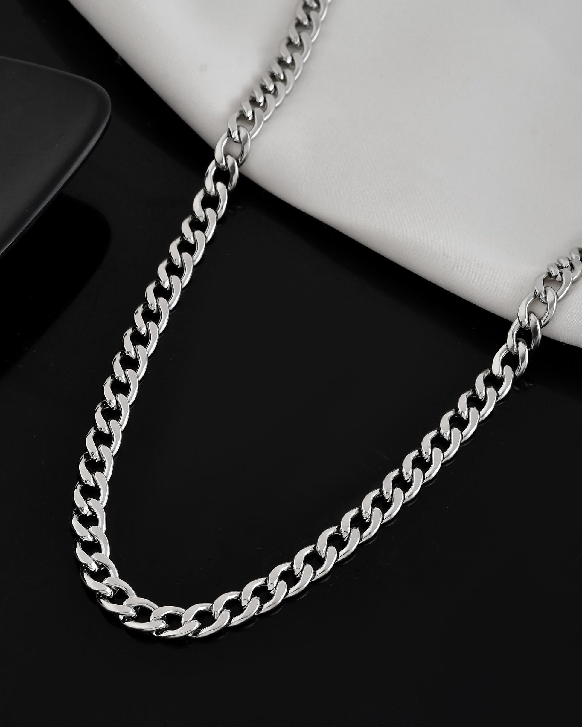 VOJ Silver Plated Stainless Steel Classic Linked Chain For Men - Swadesiicart