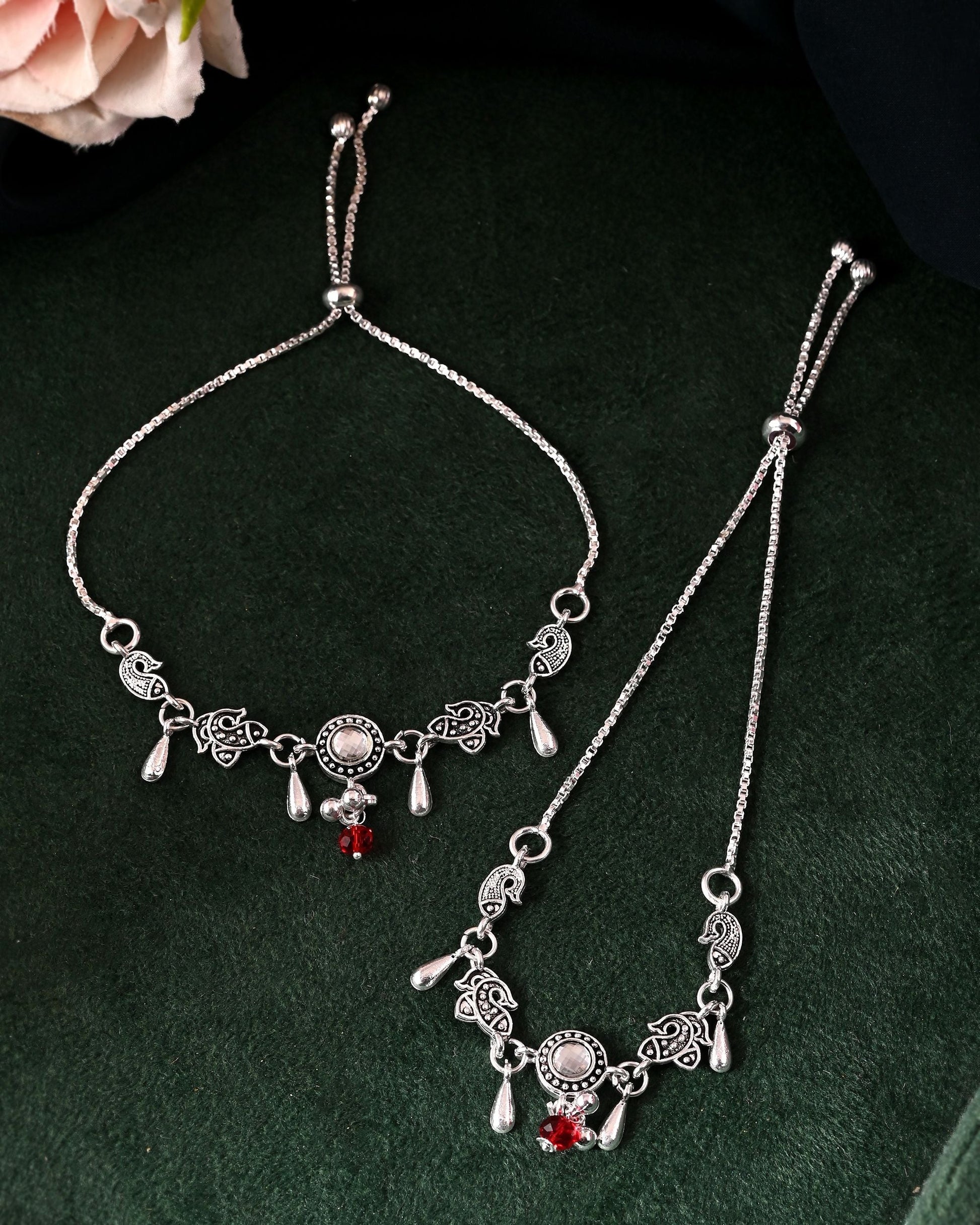 VOJ Set of 2 Silver Toned Fish Designed Anklet - Swadesiicart