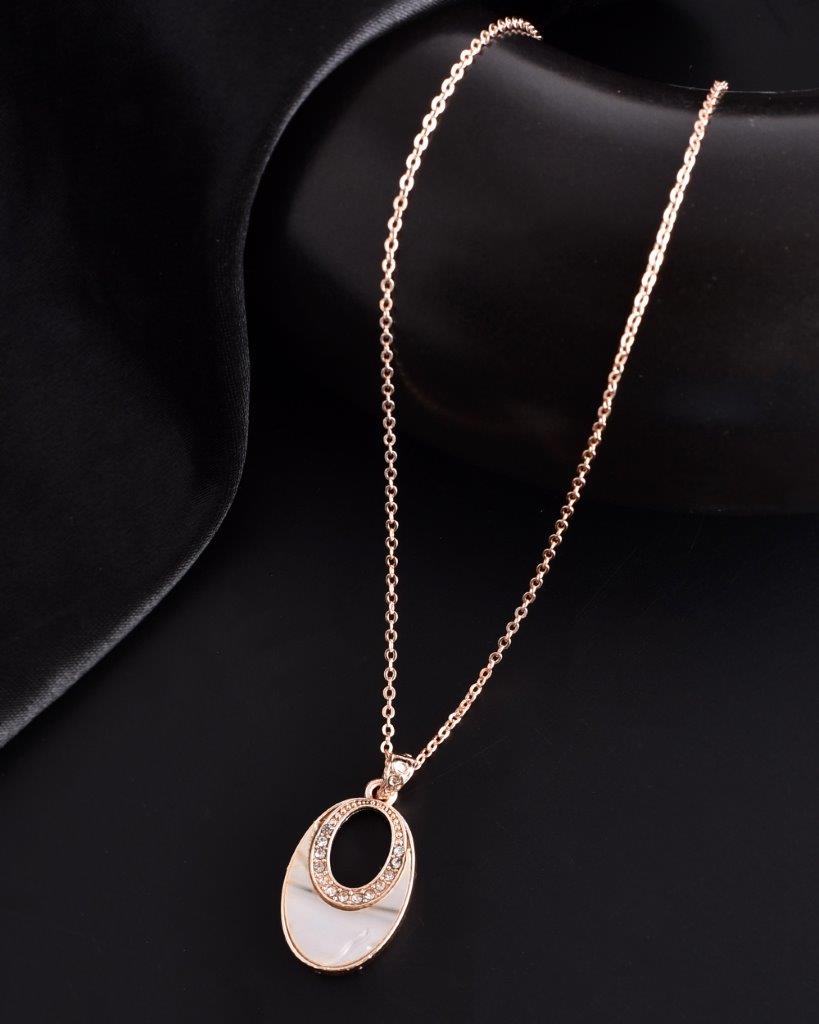 VOJ Rose Gold-Polished Oval Pandent Chain | Swadesiicart