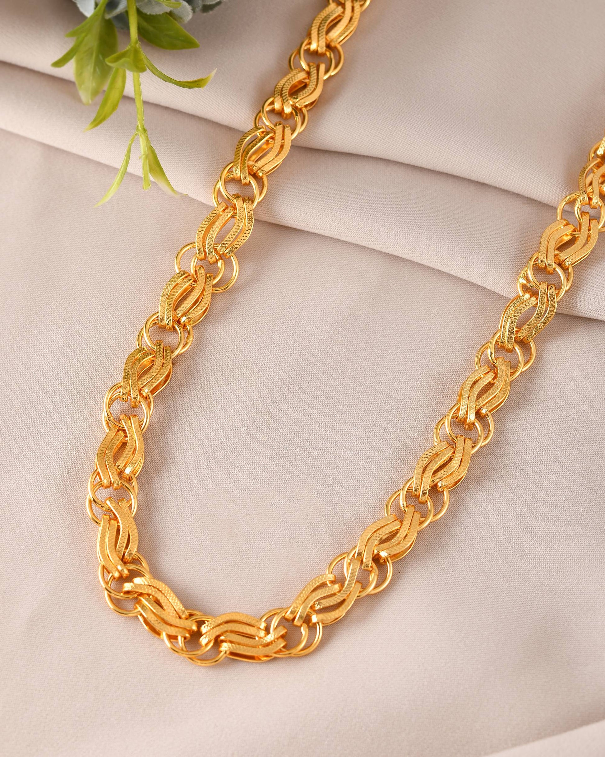 VOJ Gold Polished Stylish Stainless Steel Chain For Men - Swadesiicart