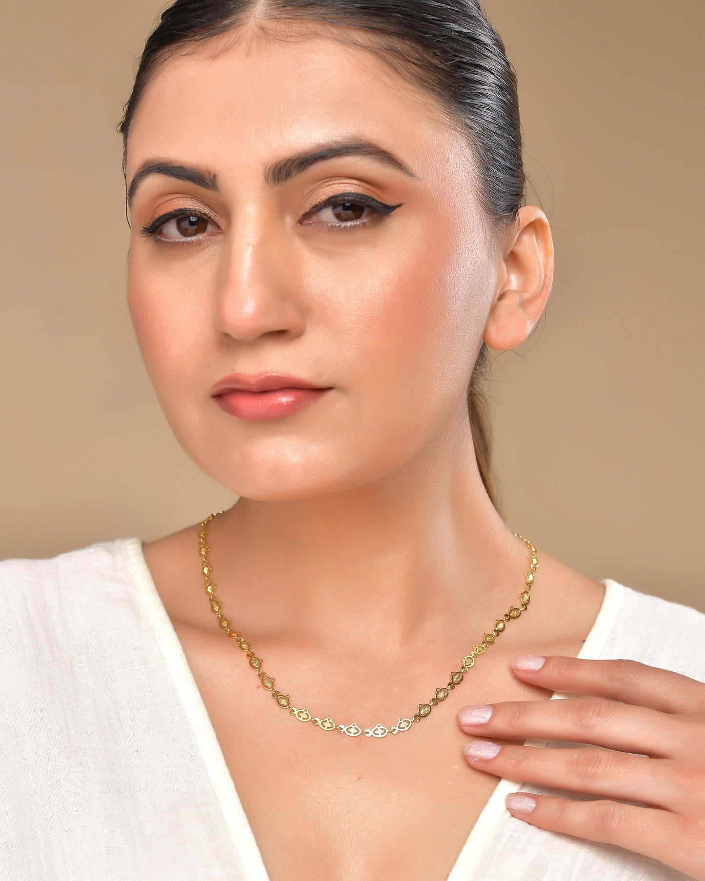 VOJ Gold Polished Oval Shaped Minimal Chain For Women - Swadesiicart