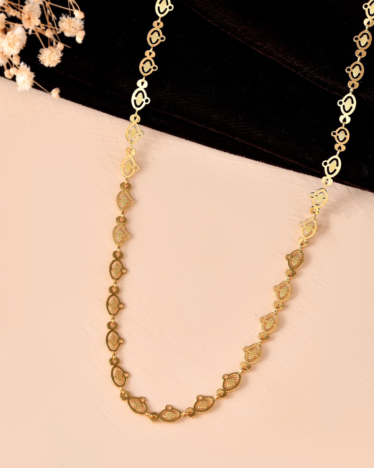 VOJ Gold Polished Oval Shaped Minimal Chain For Women - Swadesiicart