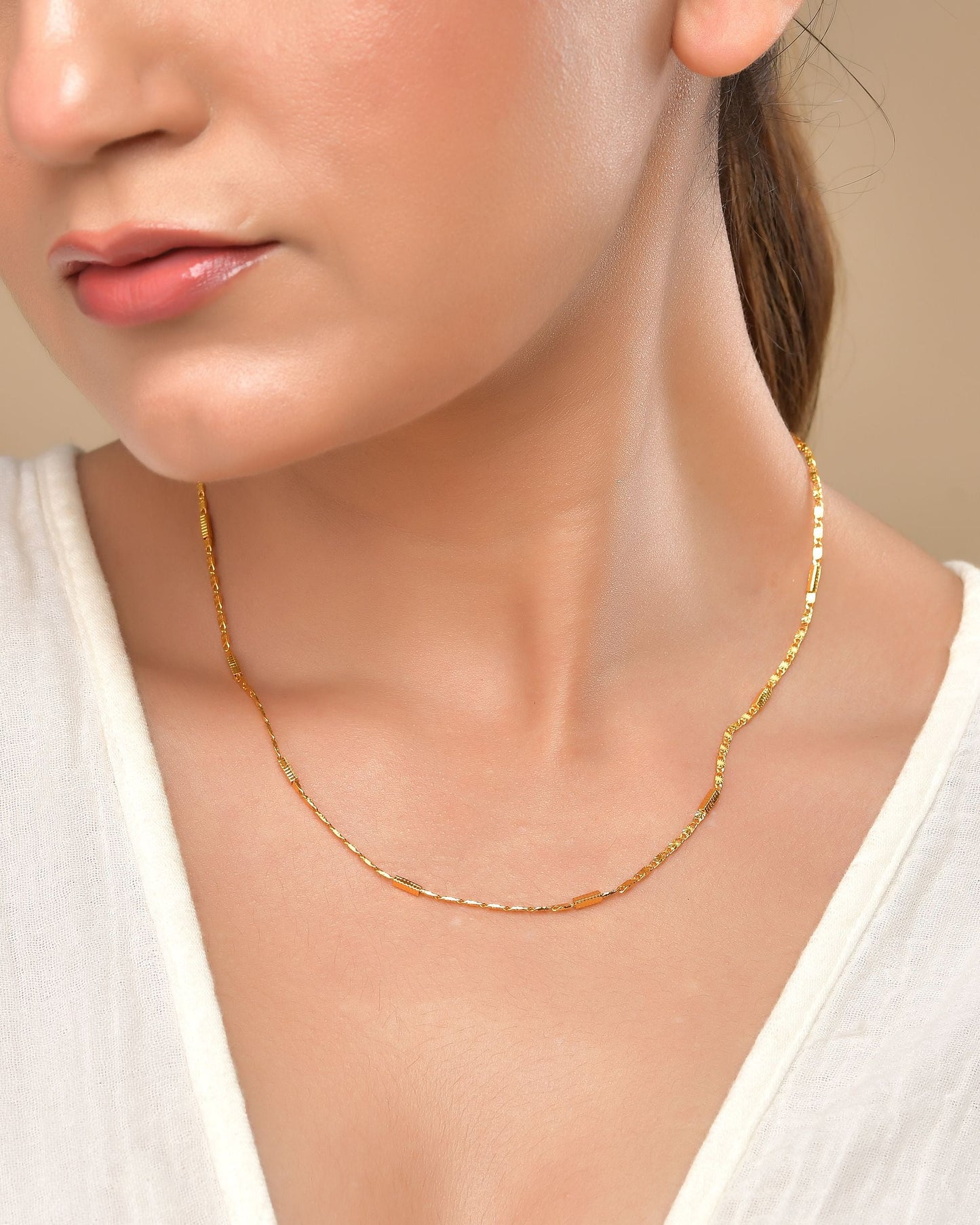 VOJ Pipe Shaped Classic Chain For Women - Swadesiicart