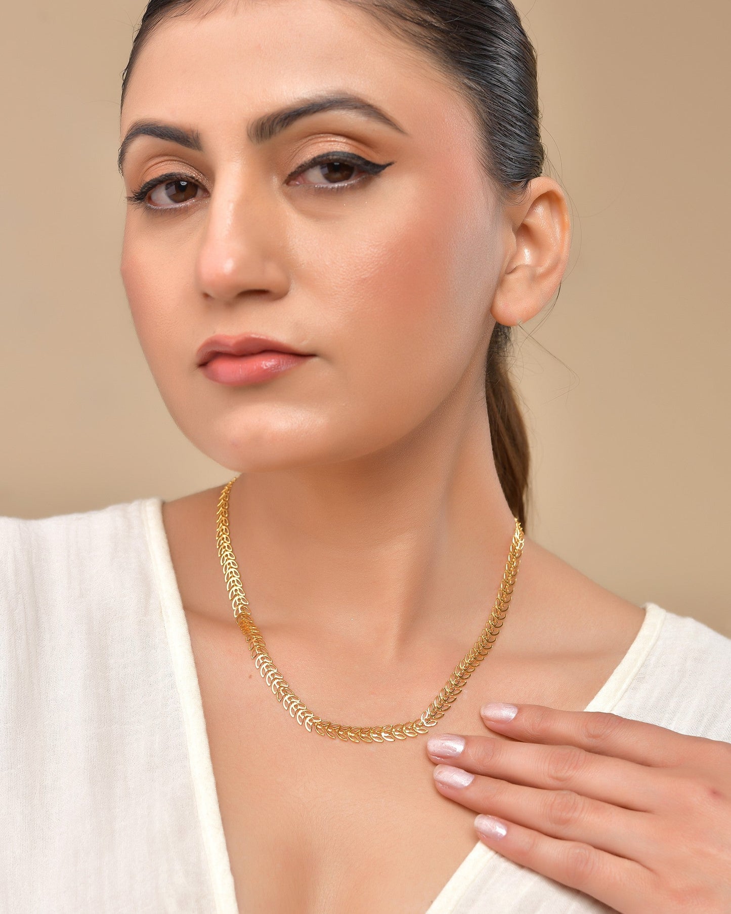 VOJ Women Gold Polished Stainless Steel Minimal Leaf Chain - Swadesiicart