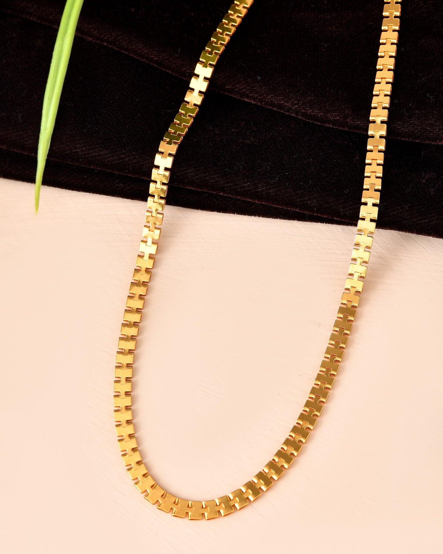 VOJ Women Gold Polished Classic Linked Chain - Swadesiicart