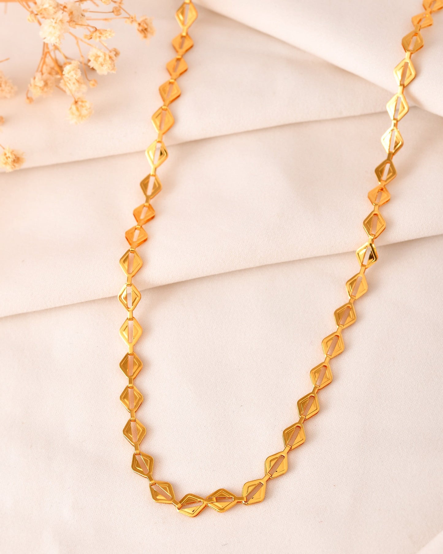 VOJ Gold Polished Geometrical Shaped Stainless Steel Chain For Women - Swadesiicart