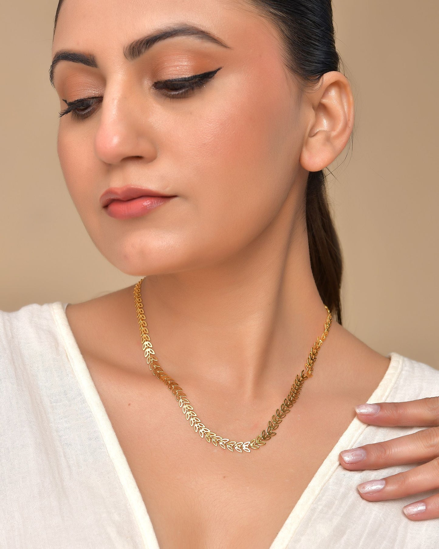 VOJ Gold Polished Filled Leaf Shaped Chain For Women - Swadesiicart