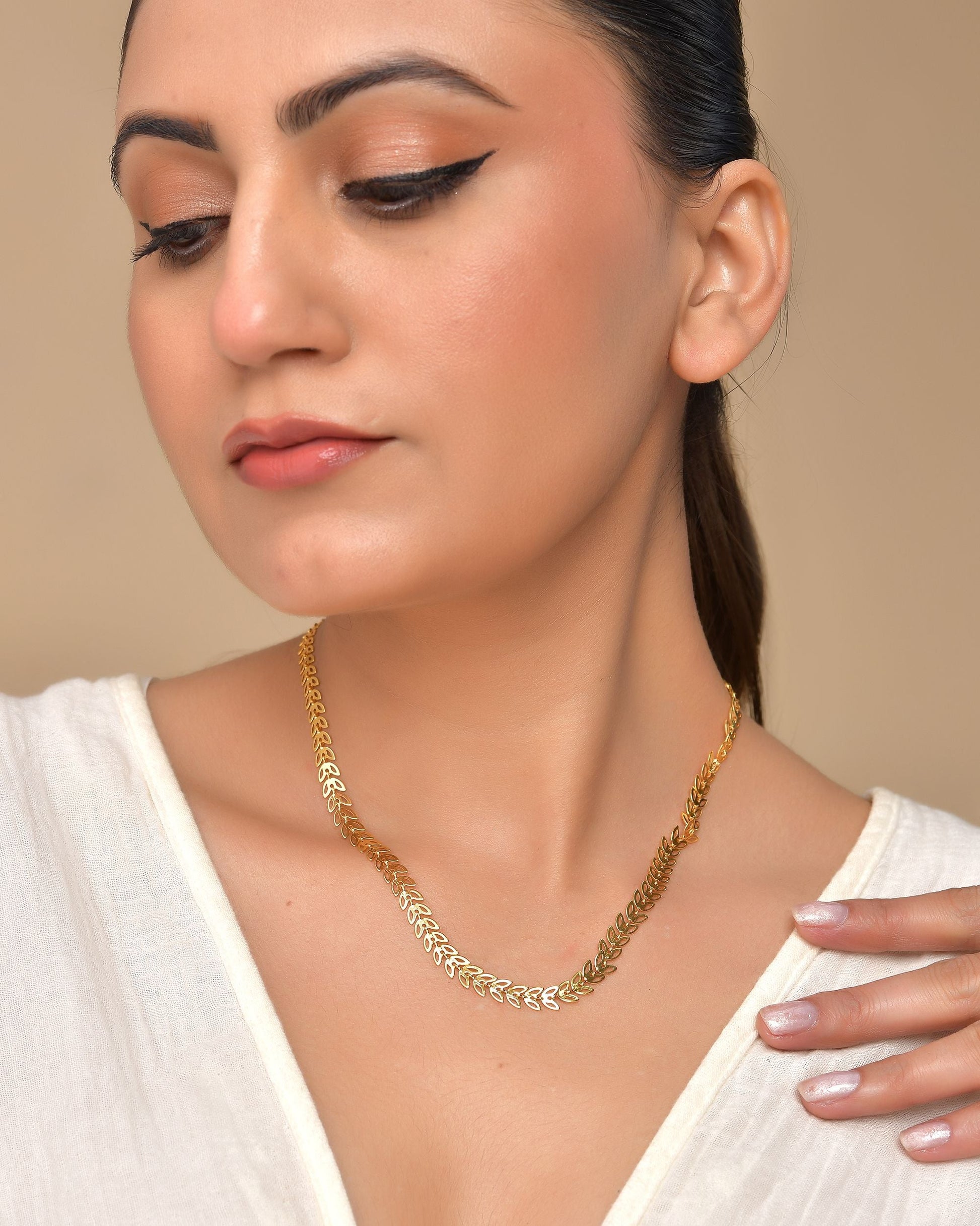VOJ Gold Polished Filled Leaf Shaped Chain For Women - Swadesiicart