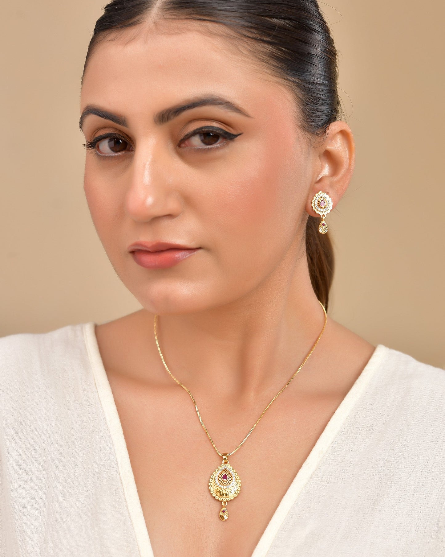 VOJ Gold Polished Teardrop Shaped Pendant With Chain Set - Swadesiicart
