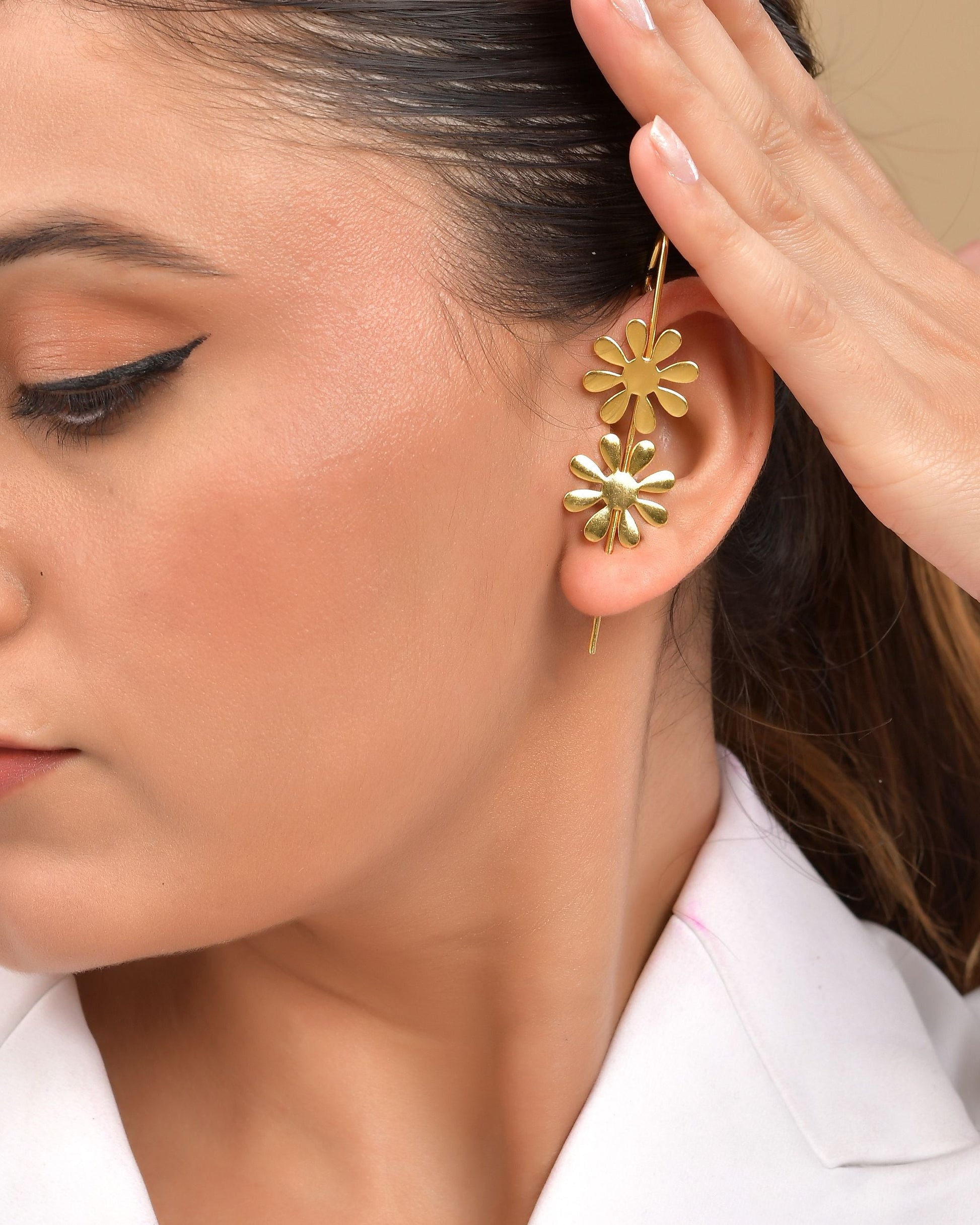 VOJ Gold Polished Floral Shaped Anti Tarnished Ear Cuff - Swadesiicart