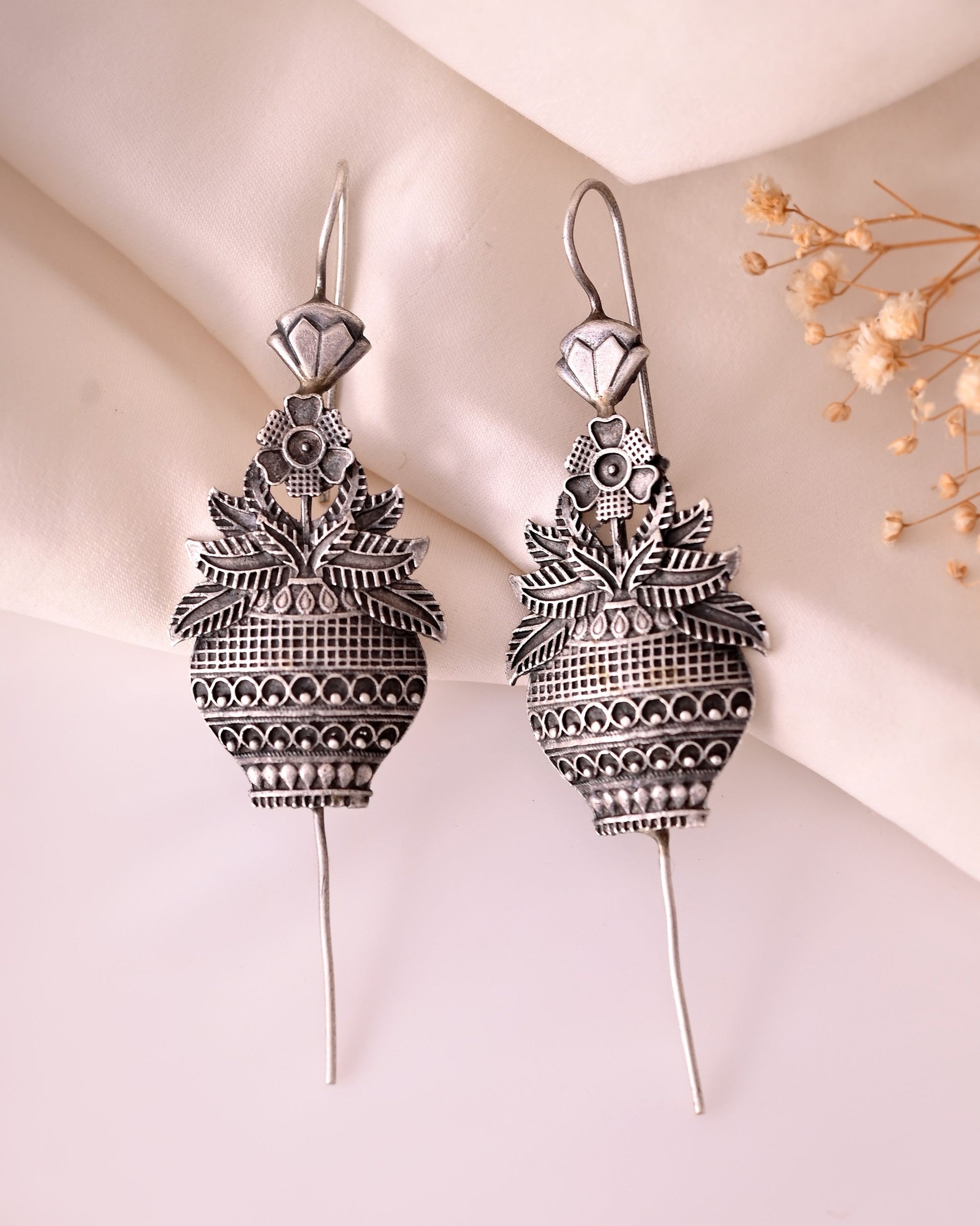VOJ Silver Toned Designer Floral Shaped Ear Cuff - Swadesiicart