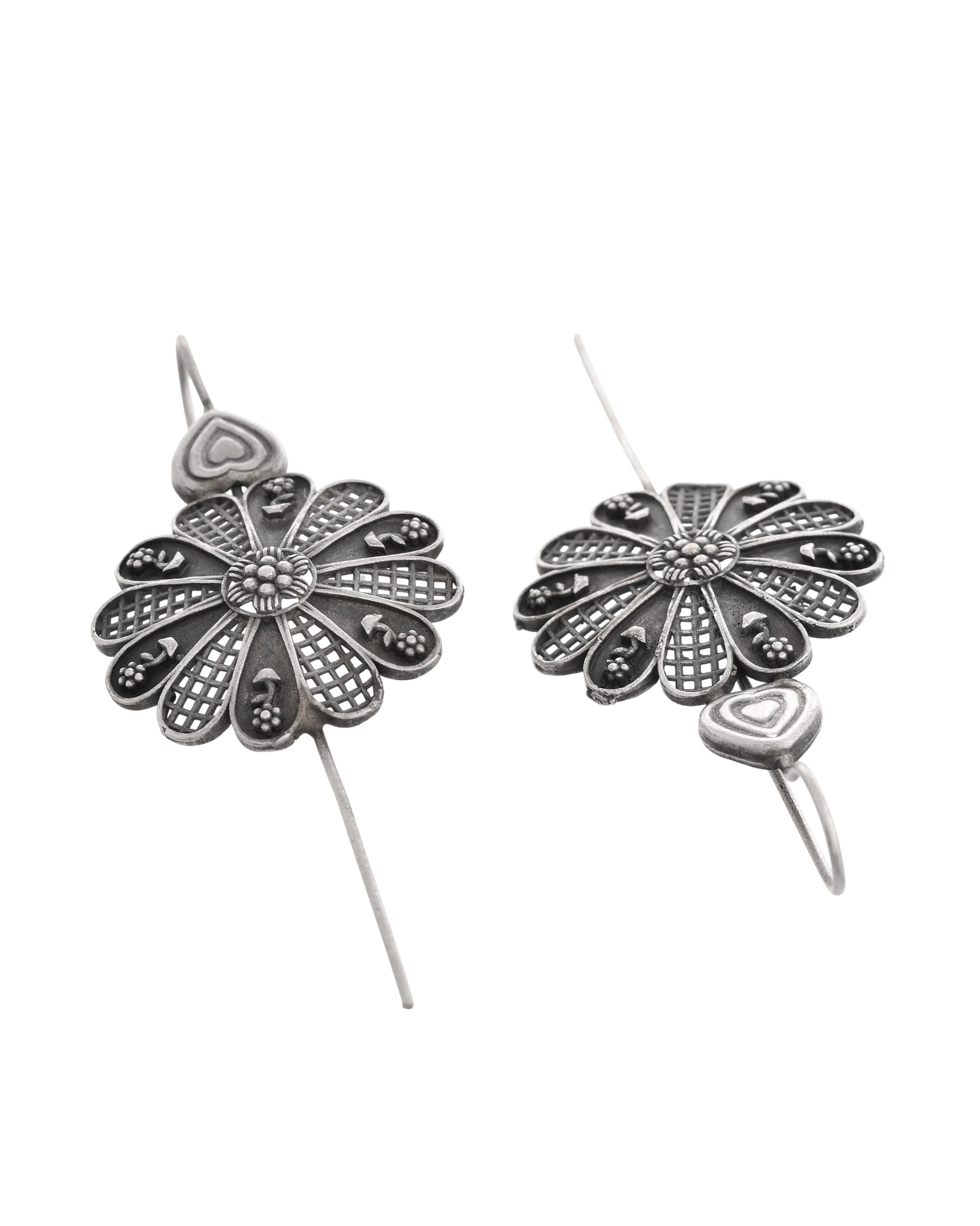 VOJ Silver Plated Flower Shaped Elegant Ear Cuff - Swadesiicart