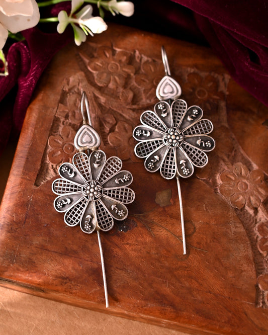 VOJ Silver Plated Flower Shaped Elegant Ear Cuff - Swadesiicart