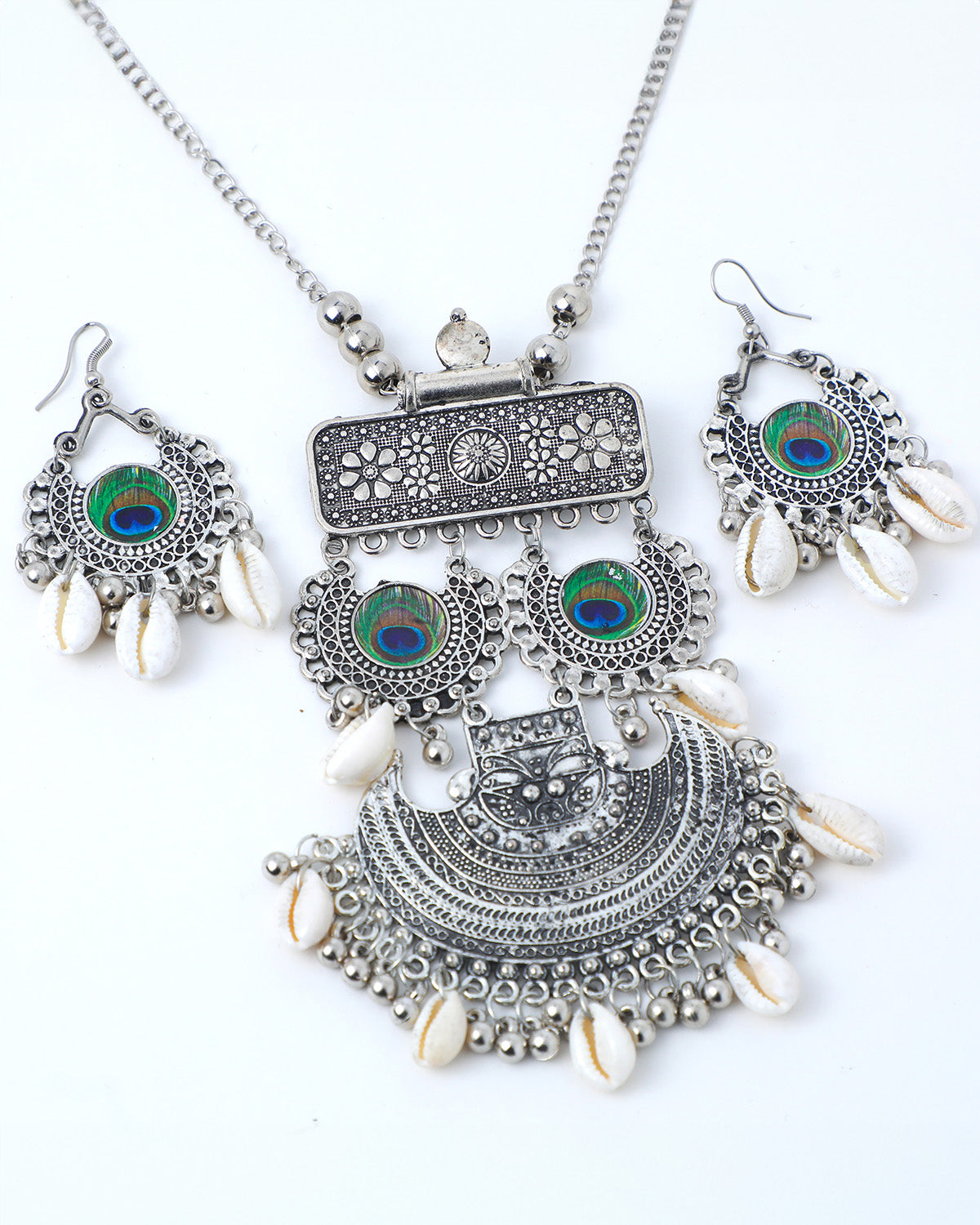 VOJ Oxidised Silver Plated Peacock Feather And Shell Jewellery Set - Swadesiicart