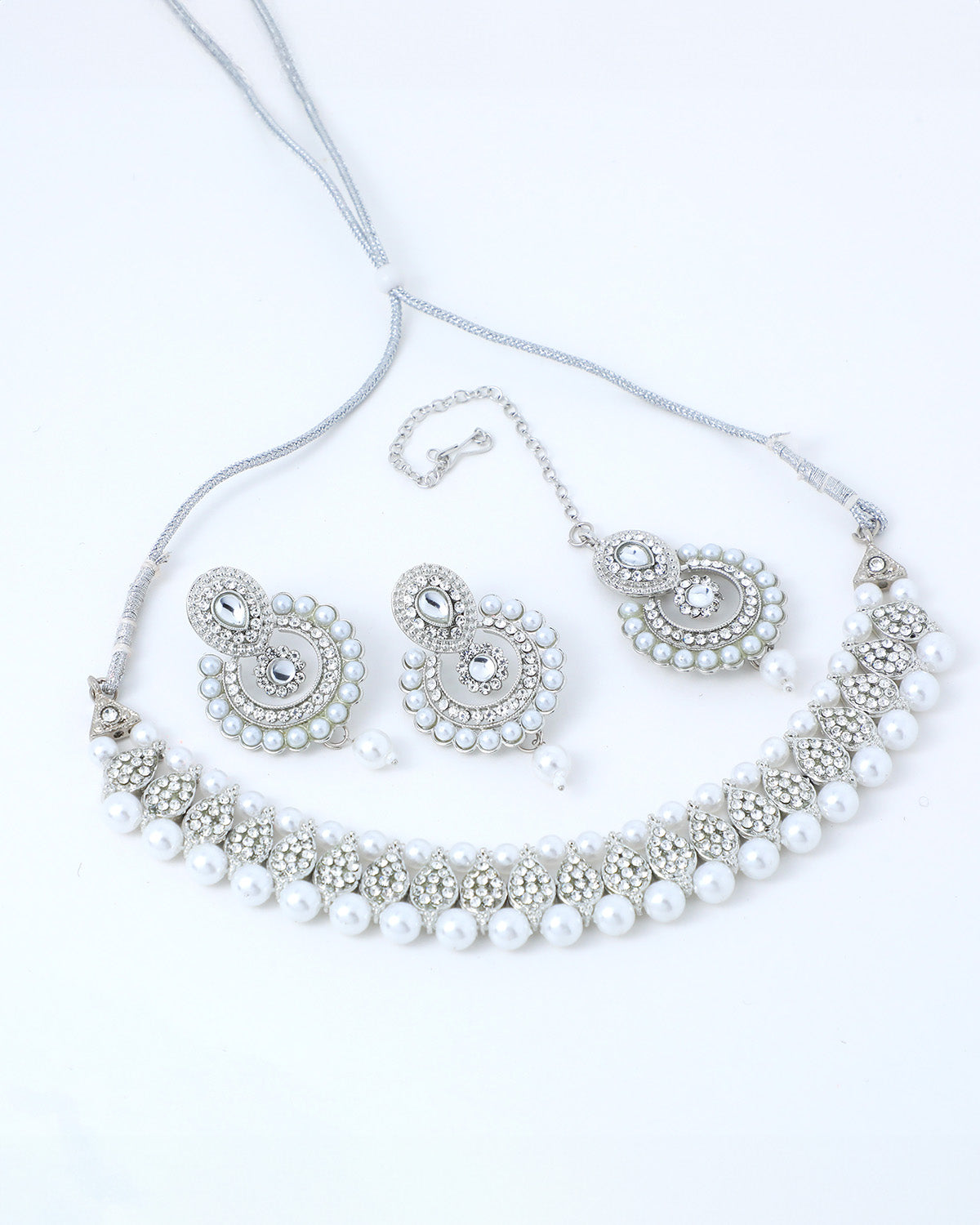 VOJ Silver Plated White Beads And Stone Studded Choker Jewellery Set With Mang Tikka - Swadesiicart