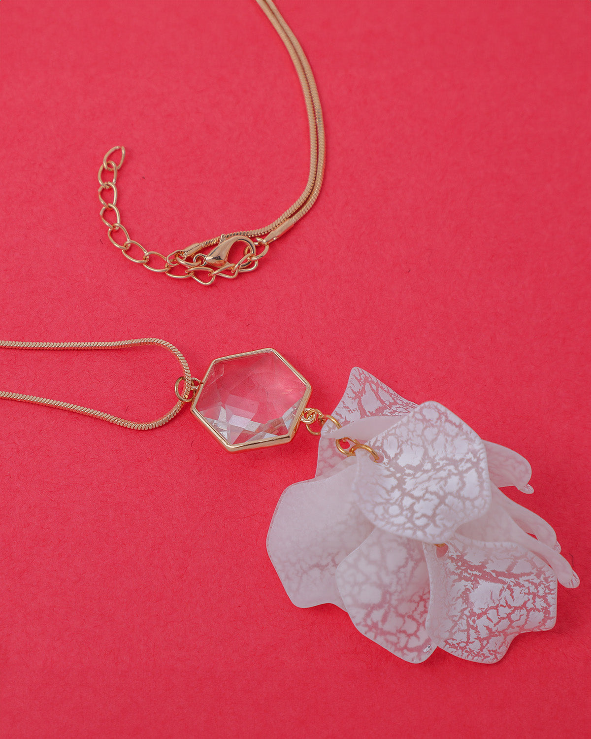 VOJ White Feather Styled Necklace | Swadesiicart