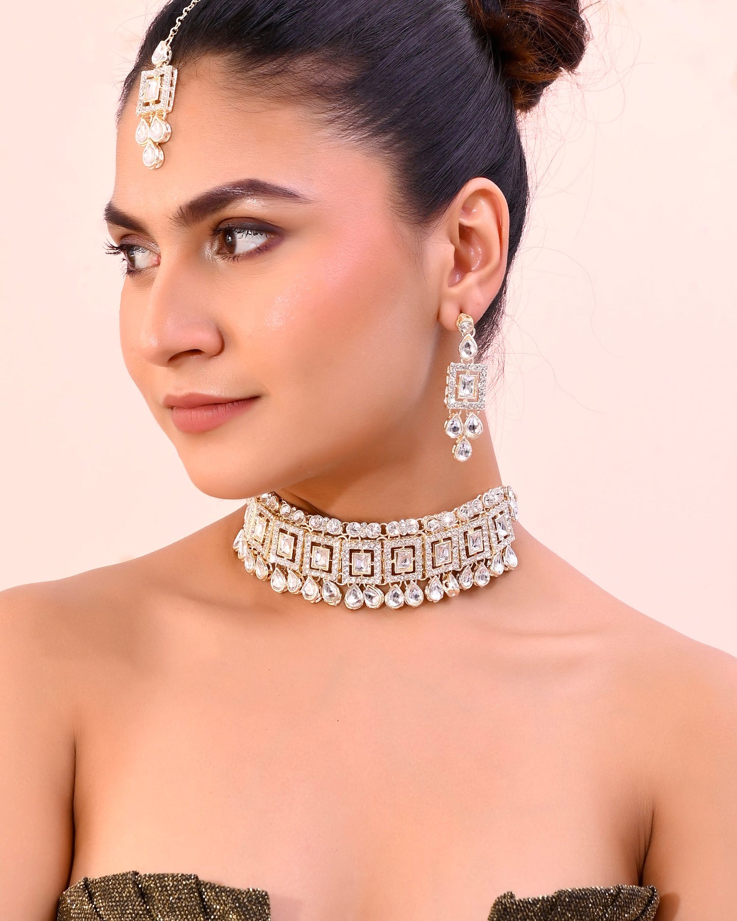 VOJ Silver Plated Stone Studded Designer Necklace With Earrings And Mangtikka - Swadesiicart