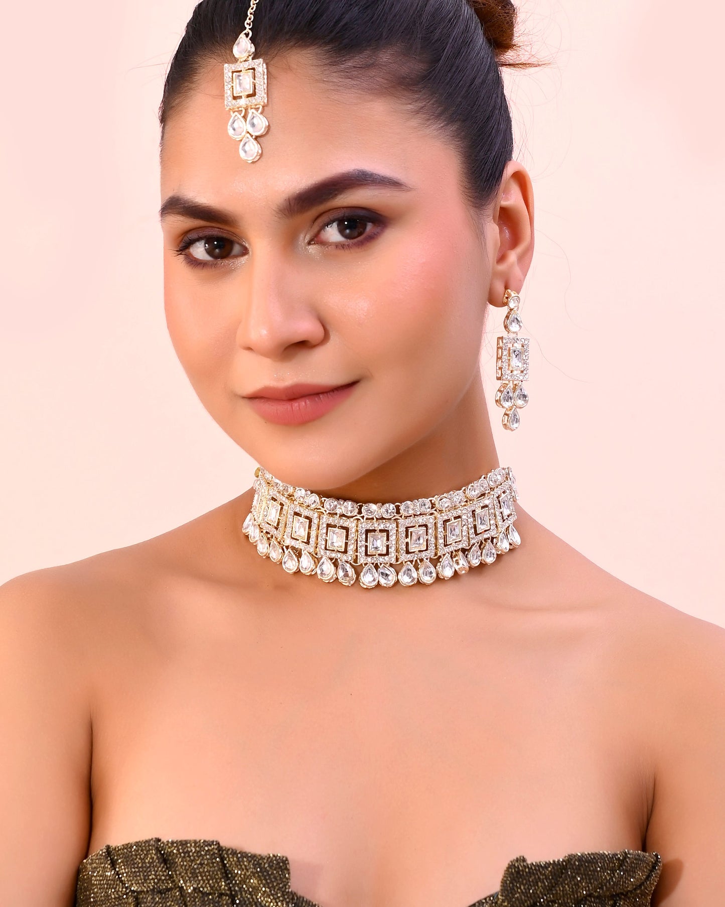 VOJ Silver Plated Stone Studded Designer Necklace With Earrings And Mangtikka - Swadesiicart