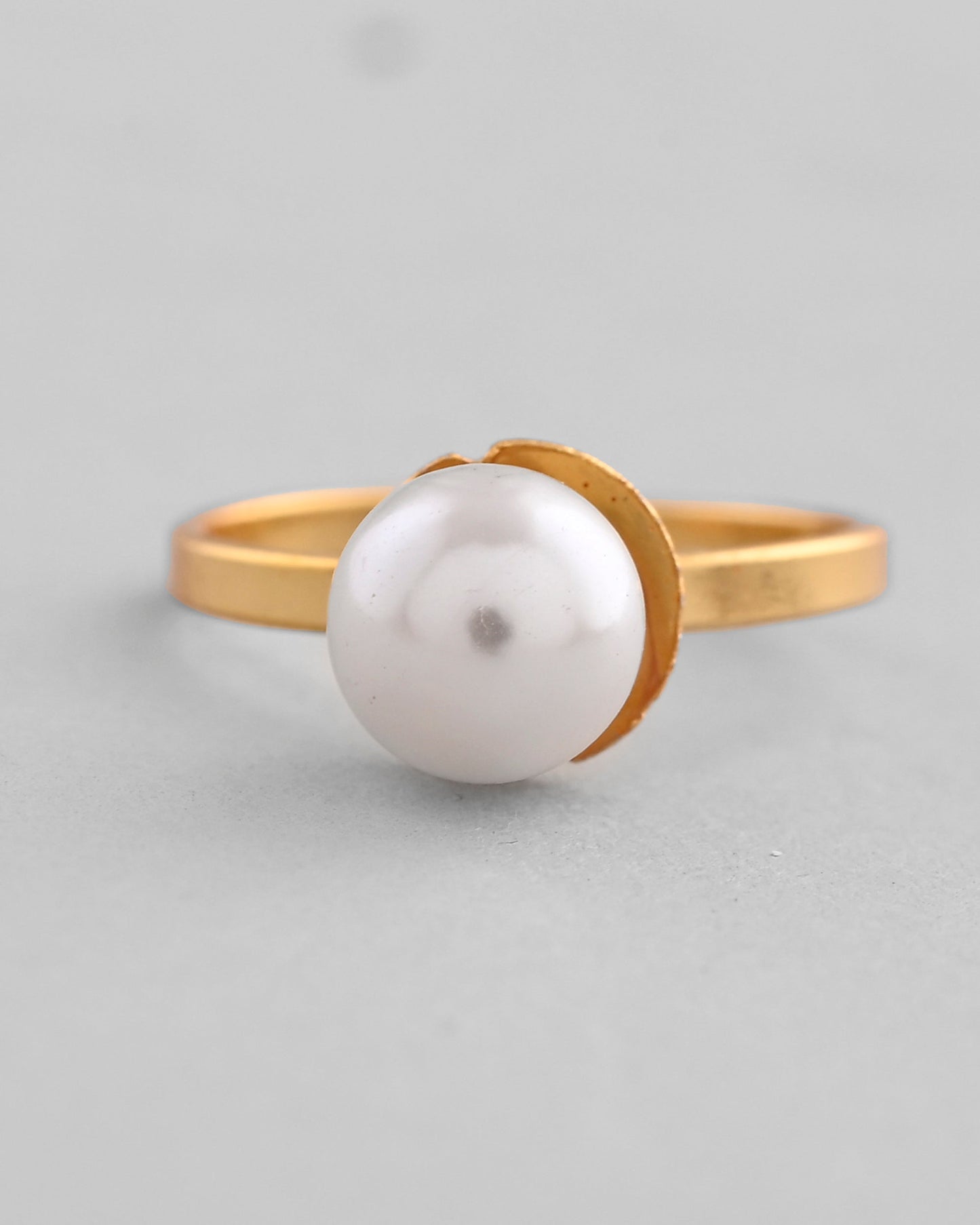 VOJ Gold-Polished One Pearl Ring | Swadesiicart