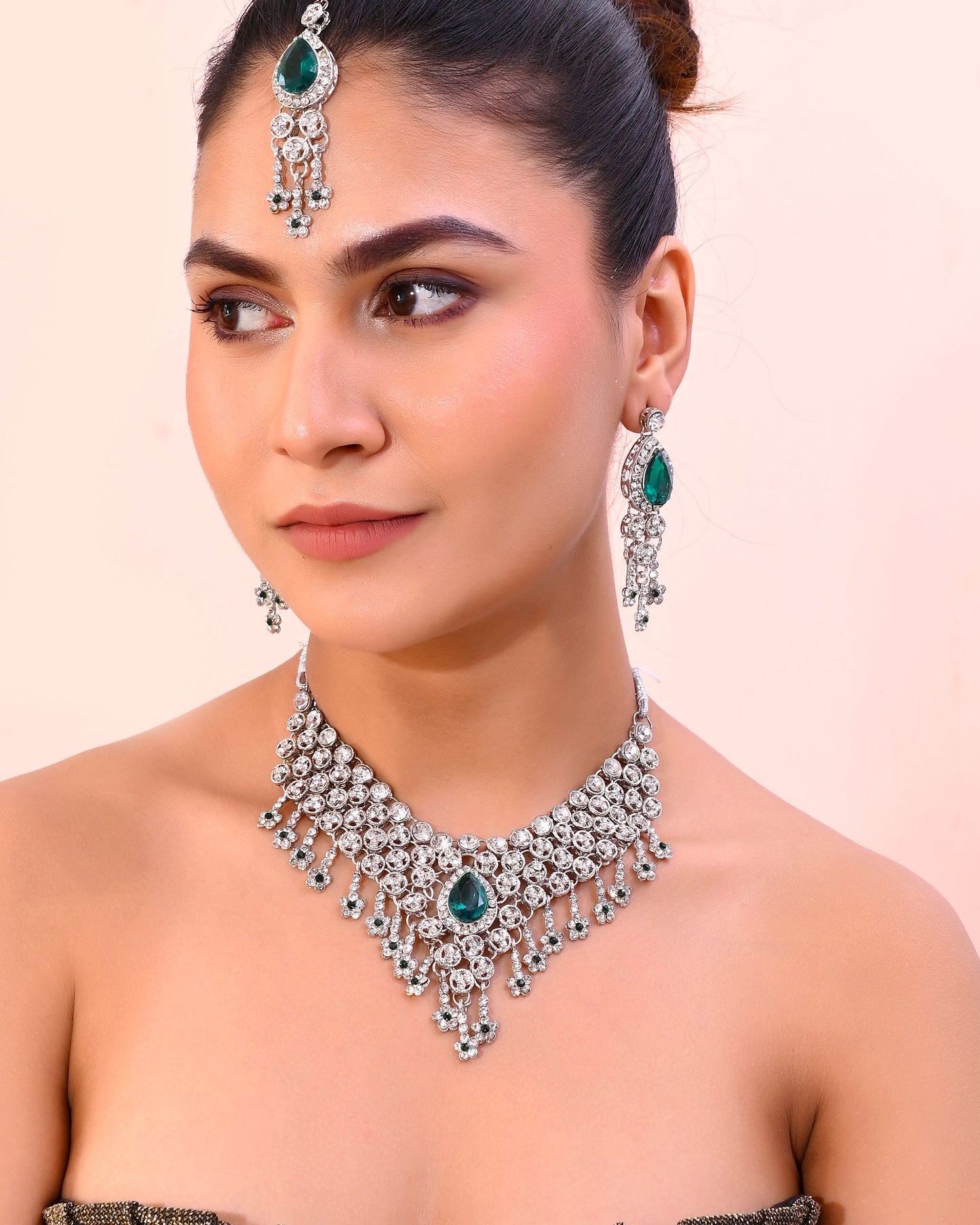 VOJ Silver Plated CZ-Stone Studded With Green Stone Choker Set With Mangtikka | Swadesiicart