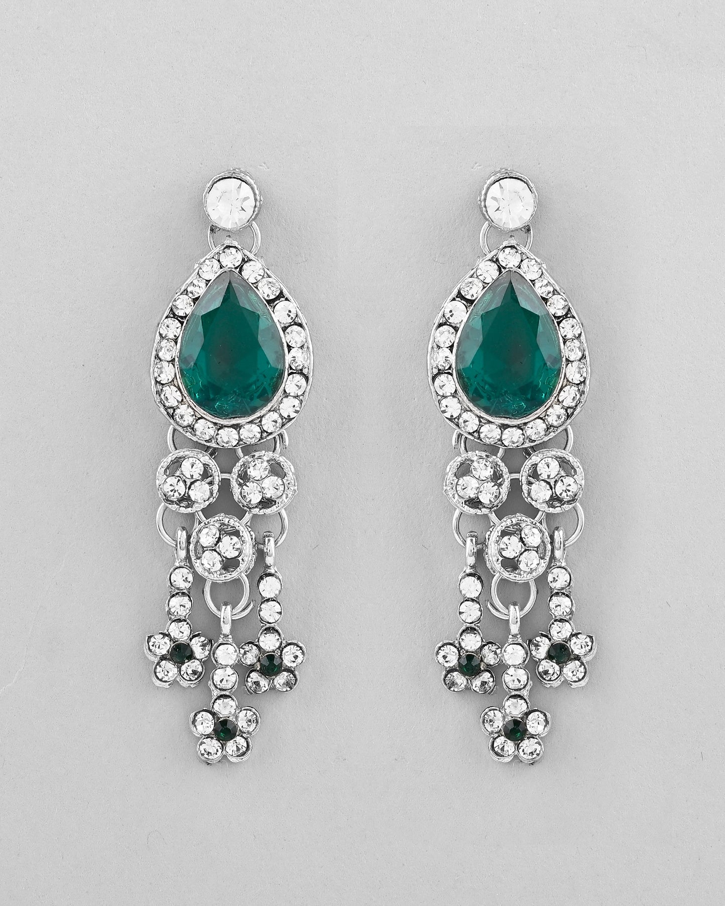 VOJ Silver Plated CZ-Stone Studded With Green Stone Choker Set With Mangtikka | Swadesiicart