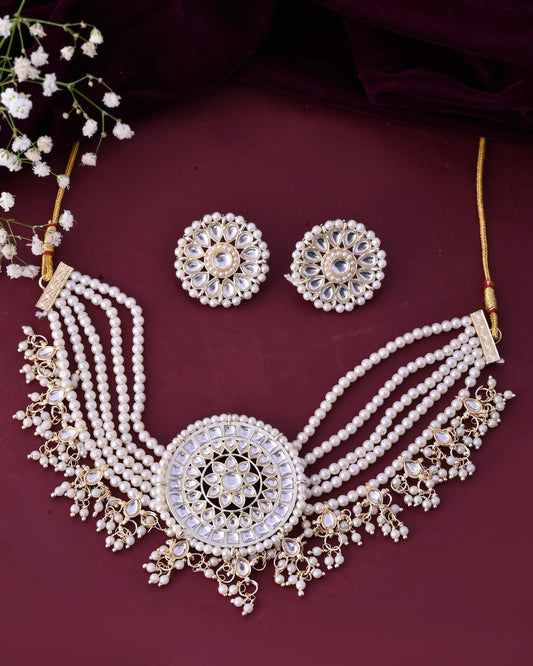 VOJ Gold-Polished Kundan Studded Choker Jewellery Set - Swadesiicart
