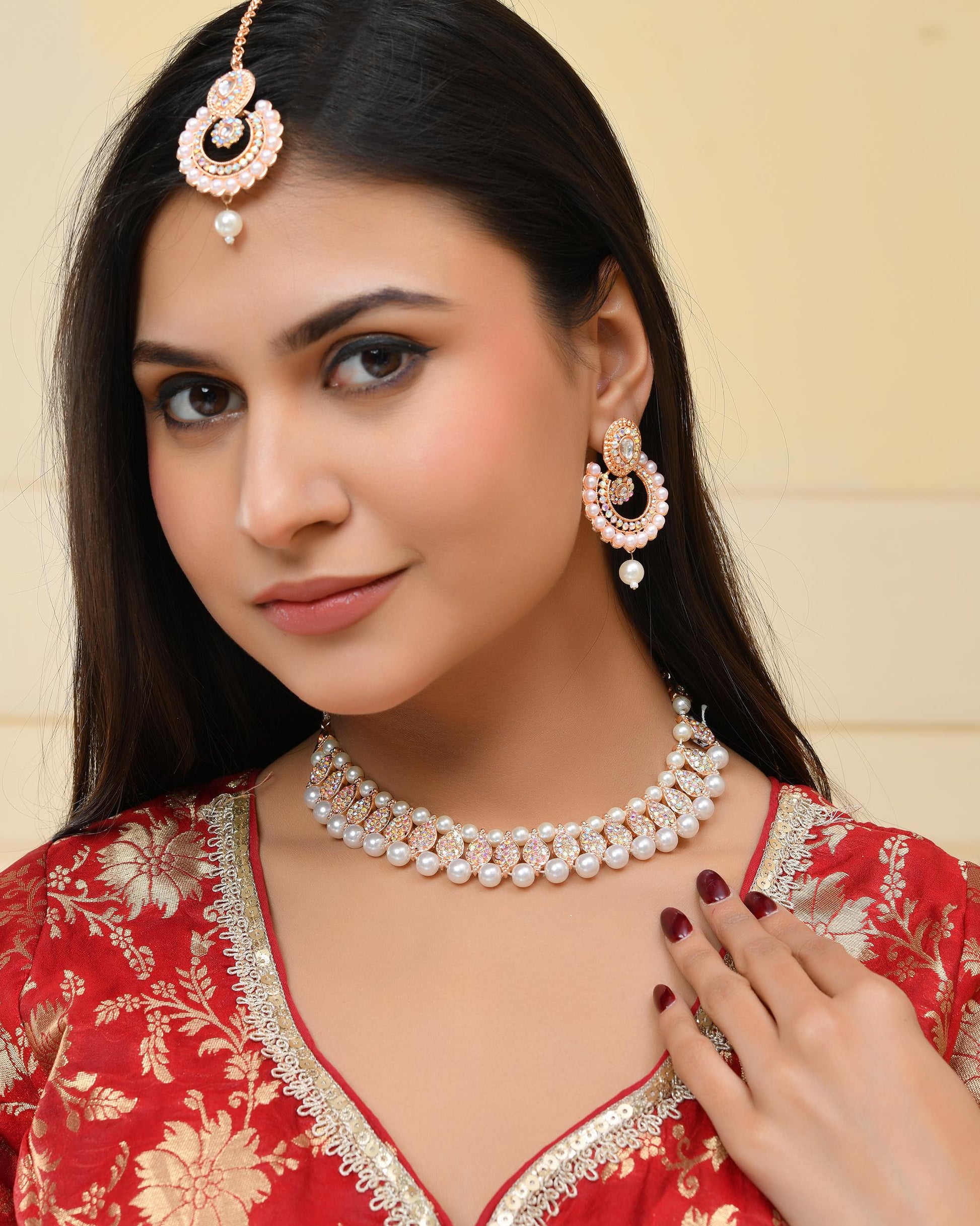 VOJ Gold-Polished Stone And White Beaded Choker Jewellery Set With Maang Tikka | Swadesiicart