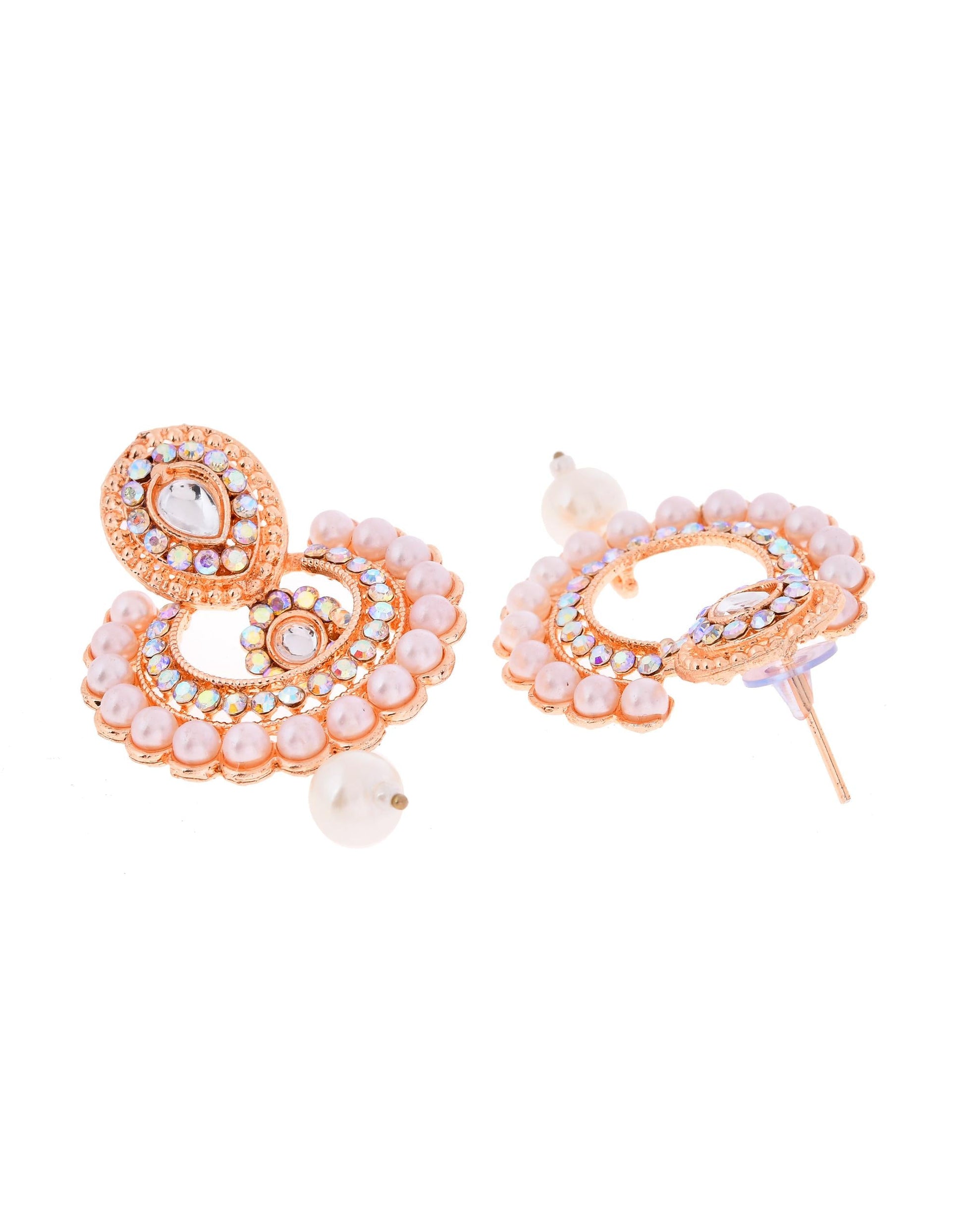 VOJ Gold-Polished Stone And White Beaded Choker Jewellery Set With Maang Tikka | Swadesiicart