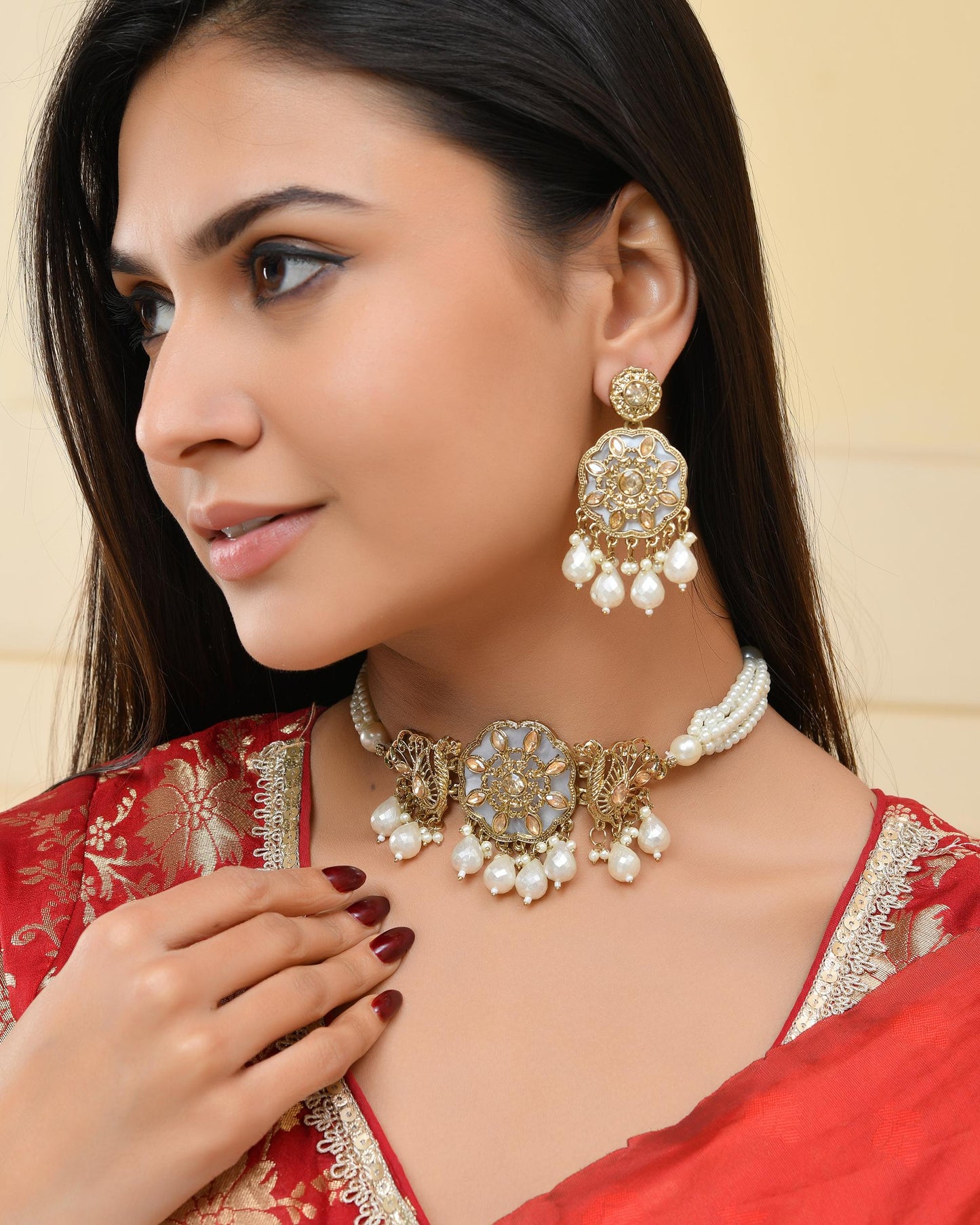 VOJ Gold-Polished Kundan And White Beaded Jewellery Set - Swadesiicart