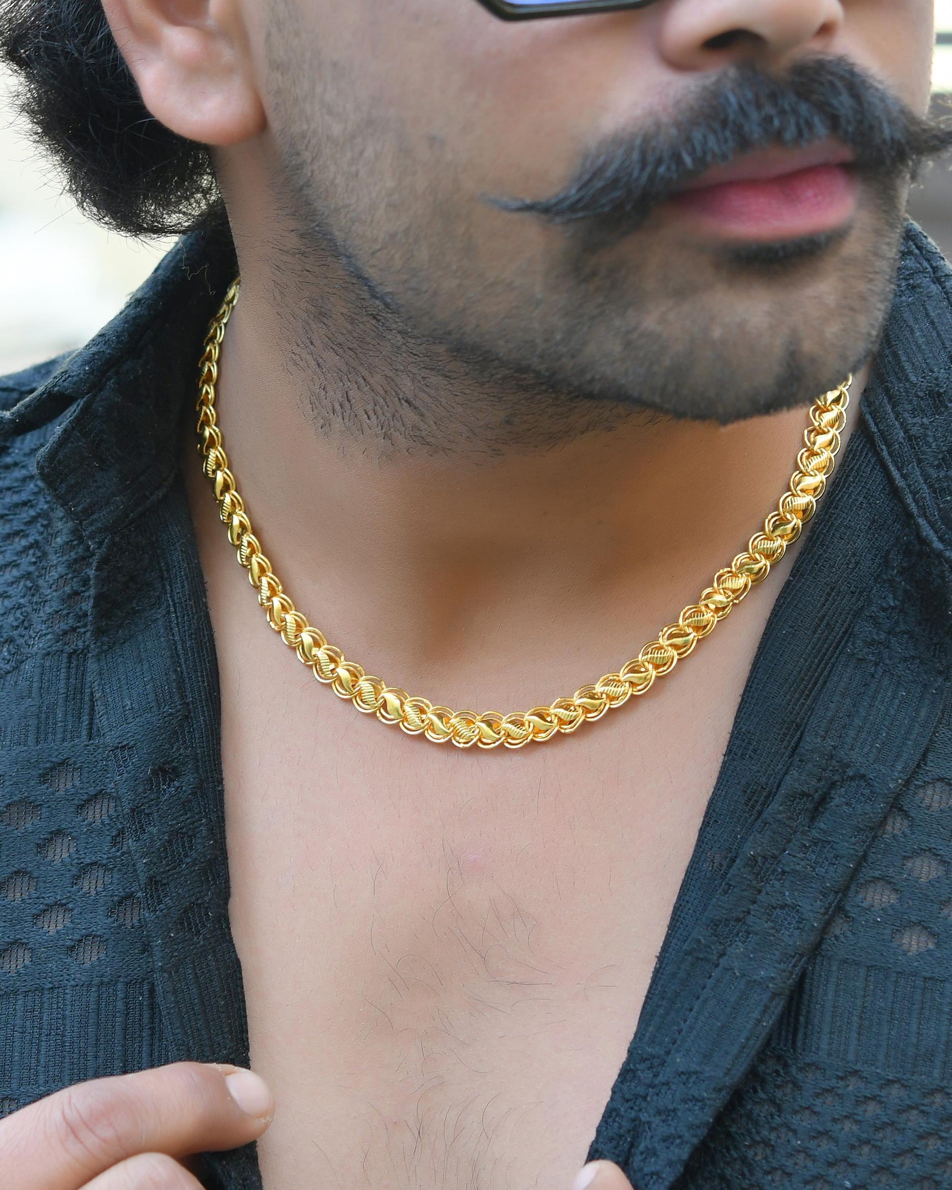 VOJ Gold-Polished Designer Men Chain | Swadesiicart