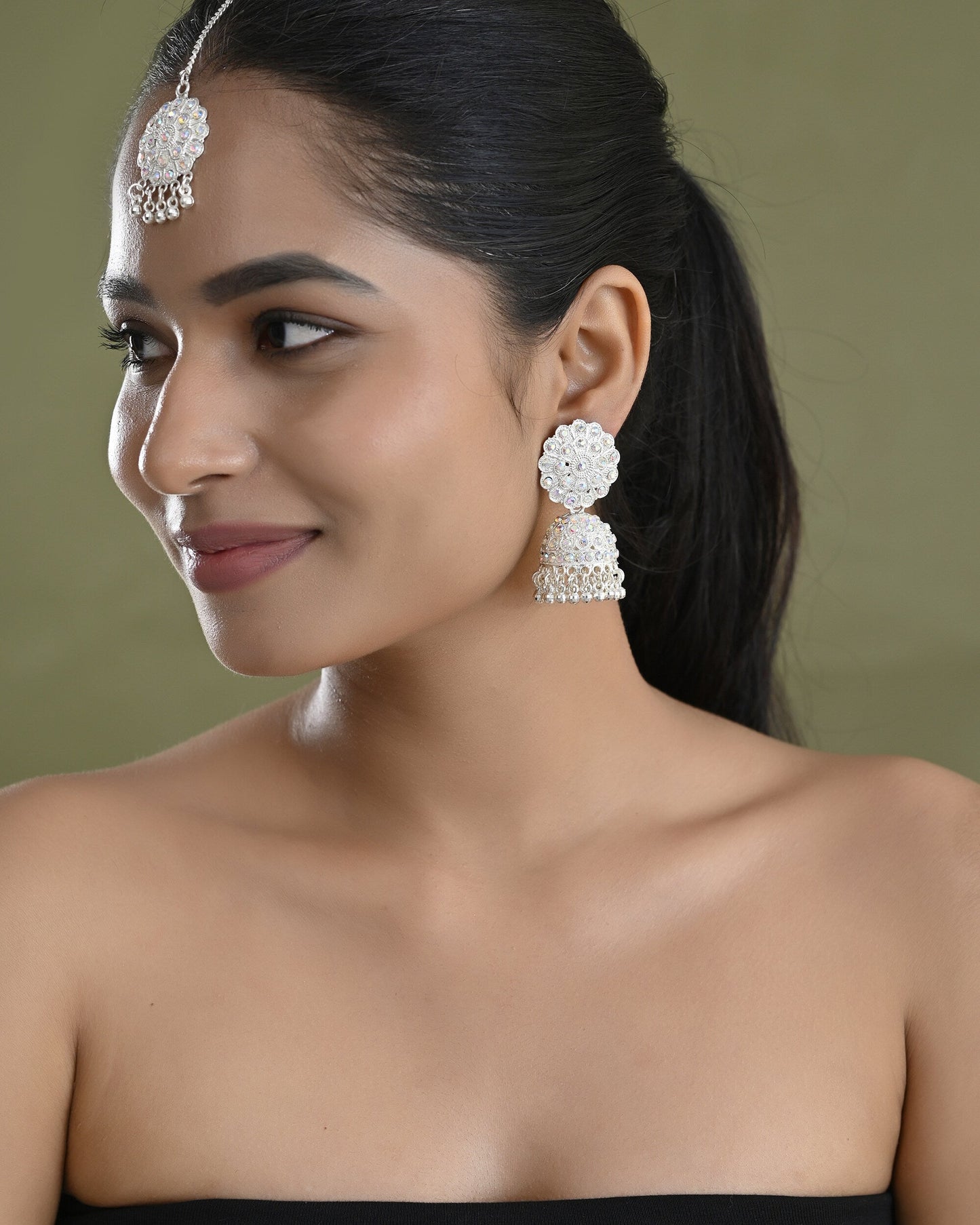 VOJ White Stone Studded Jhumkar Earrings With Maang Tikka - Swadesiicart