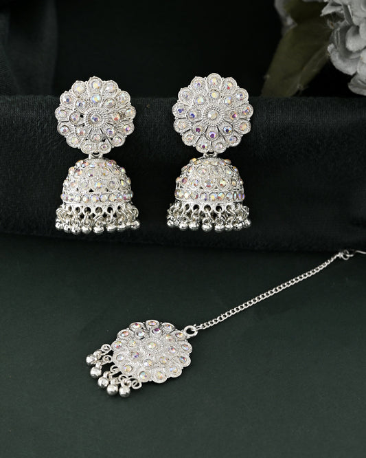 VOJ White Stone Studded Jhumkar Earrings With Maang Tikka - Swadesiicart