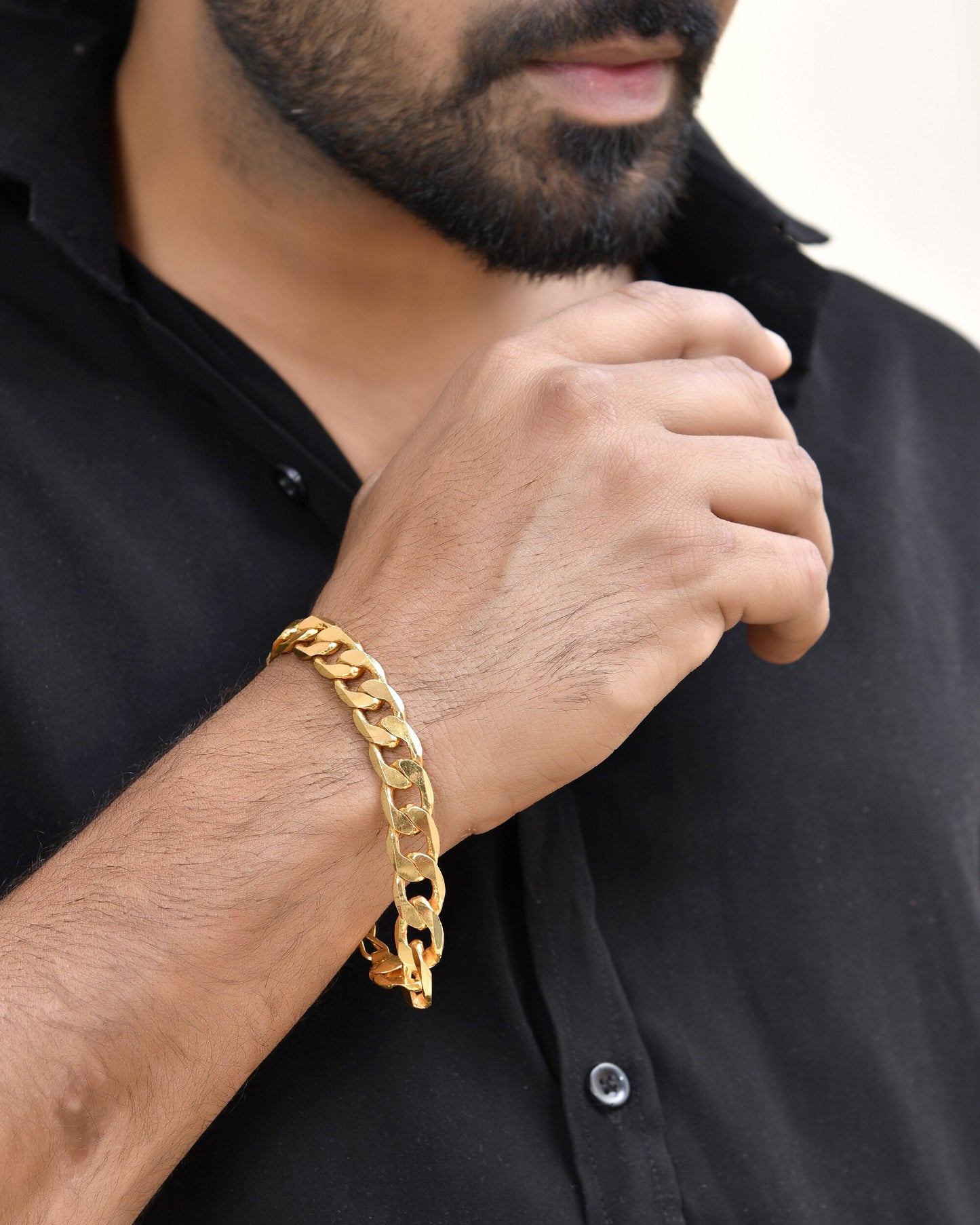 VOJ Gold Toned Elegent Men's Bracelet - Swadesiicart