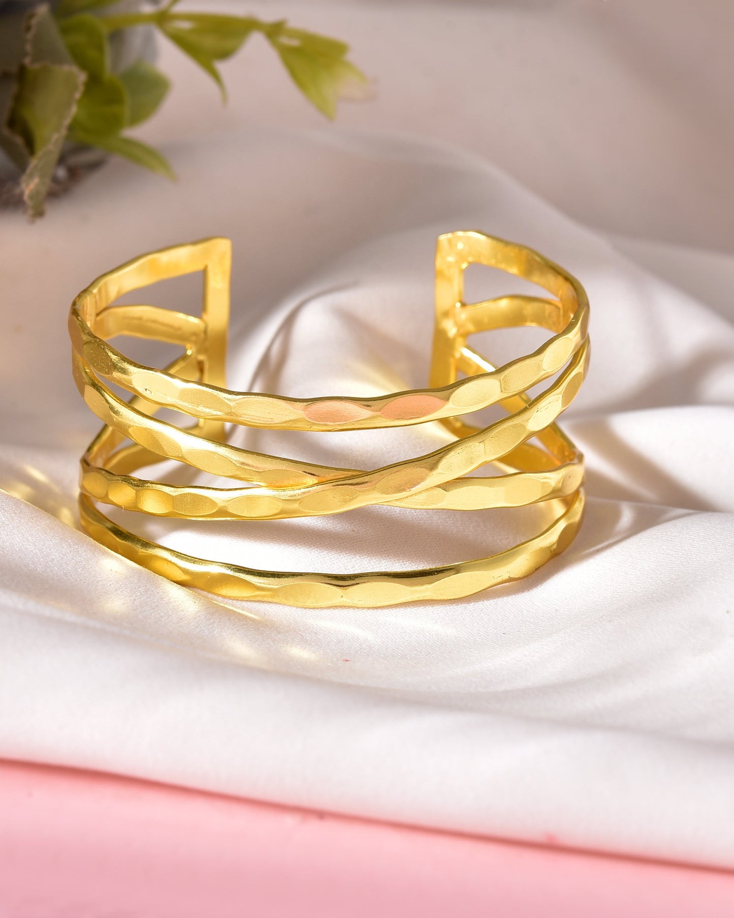 VOJ Gold-Polished Elegent Kada Bracelet - Swadesiicart