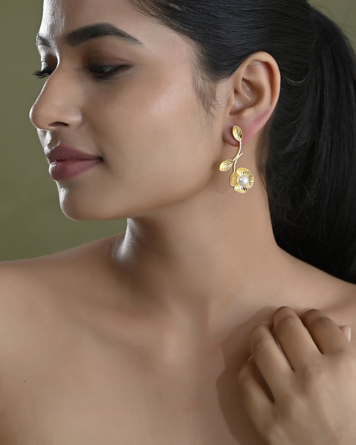 VOJ Gold Toned Floral Shaped Elegent Earrings - Swadesiicart