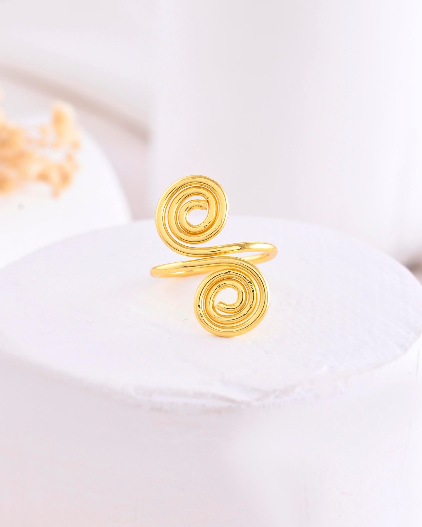 VOJ Gold-Polished Circular Designed Anti Tarnish Finger Ring - Swadesiicart
