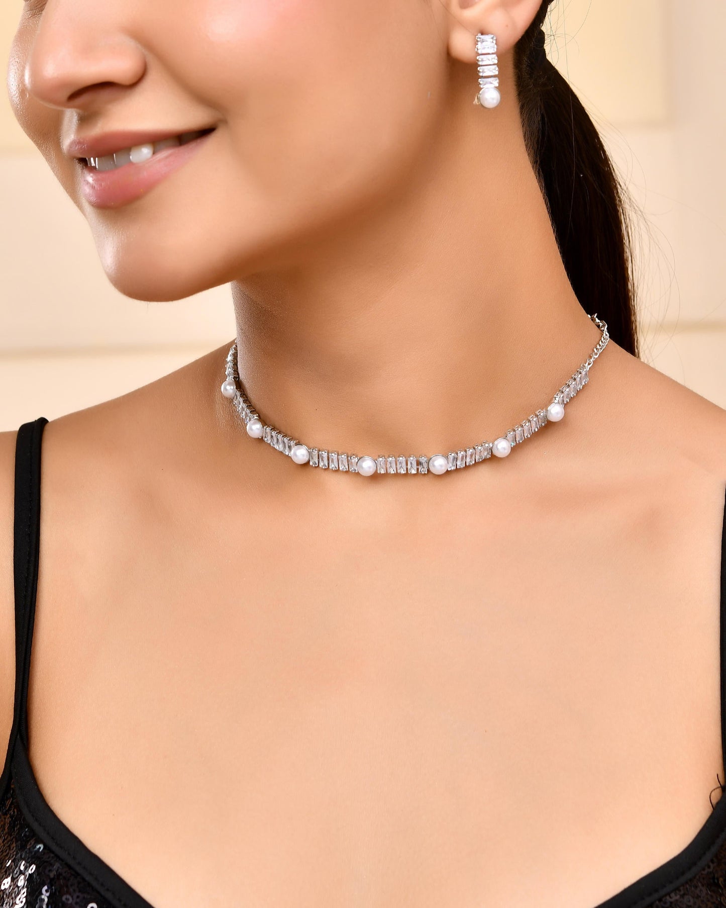 VOJ Silver Plated Pearl And Stone Studded Necklace Set - Swadesiicart