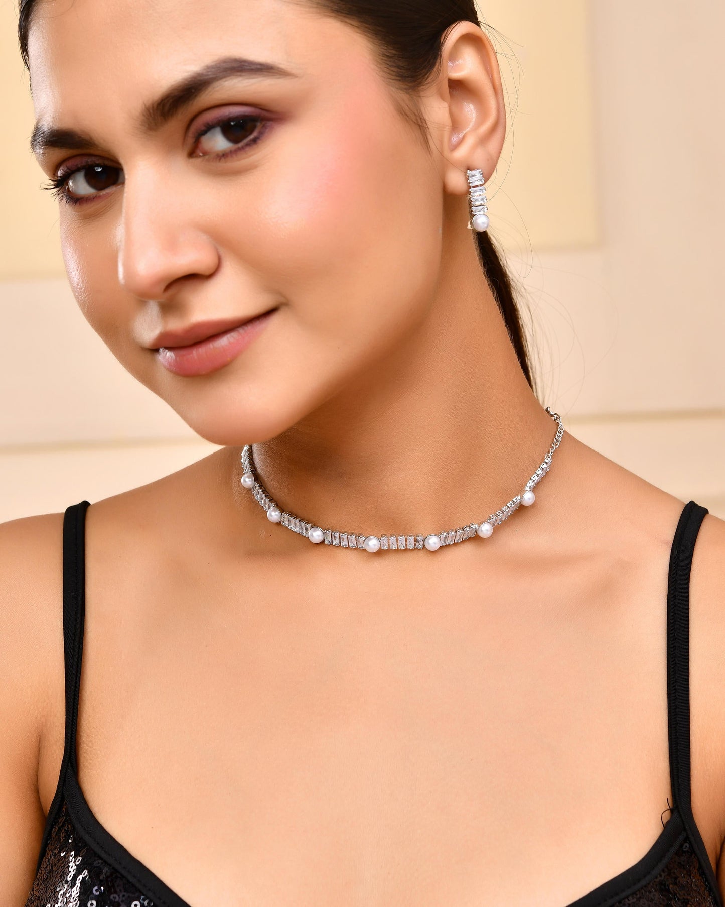 VOJ Silver Plated Pearl And Stone Studded Necklace Set - Swadesiicart