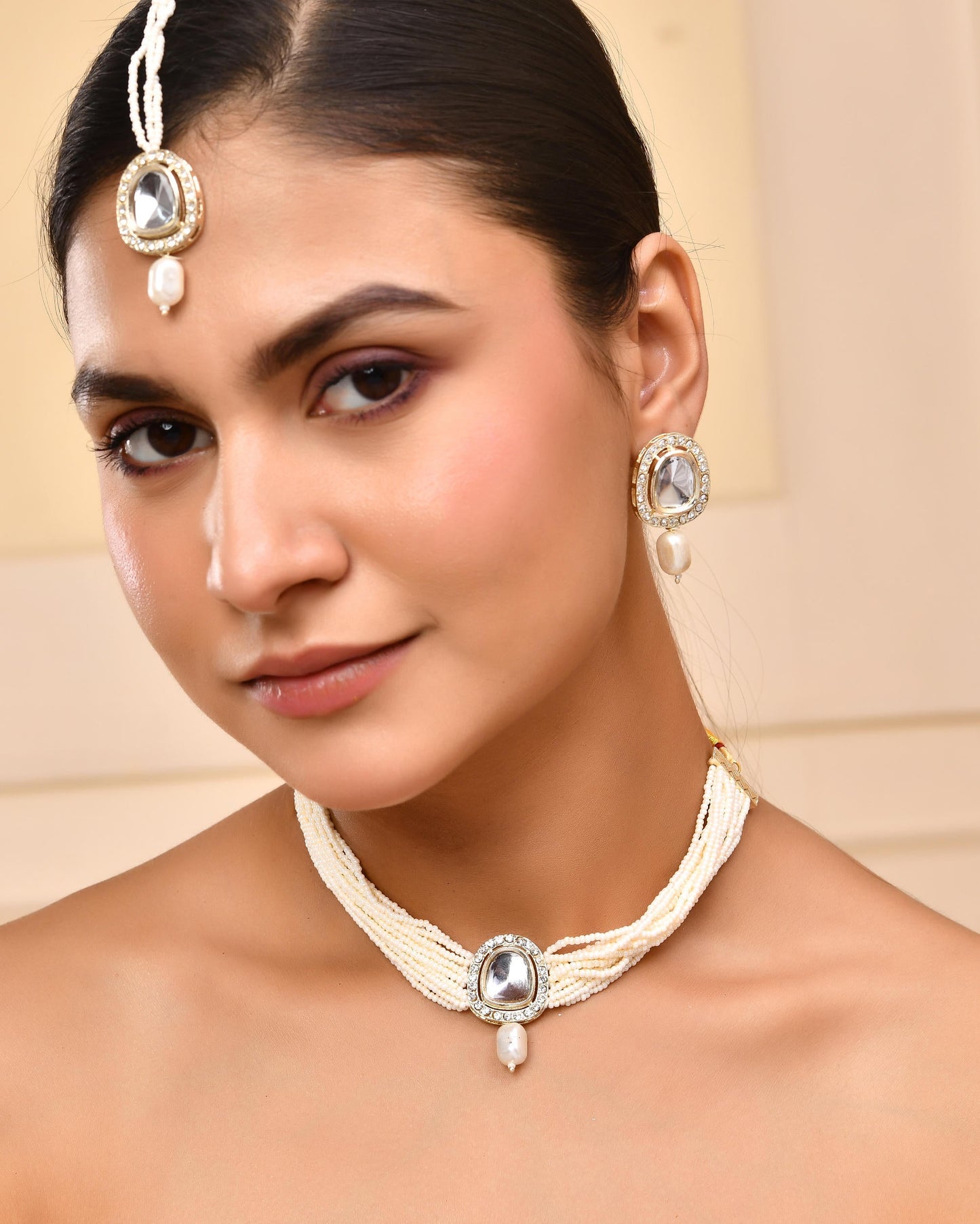 VOJ White Kundan Studded Choker Set - Swadesiicart