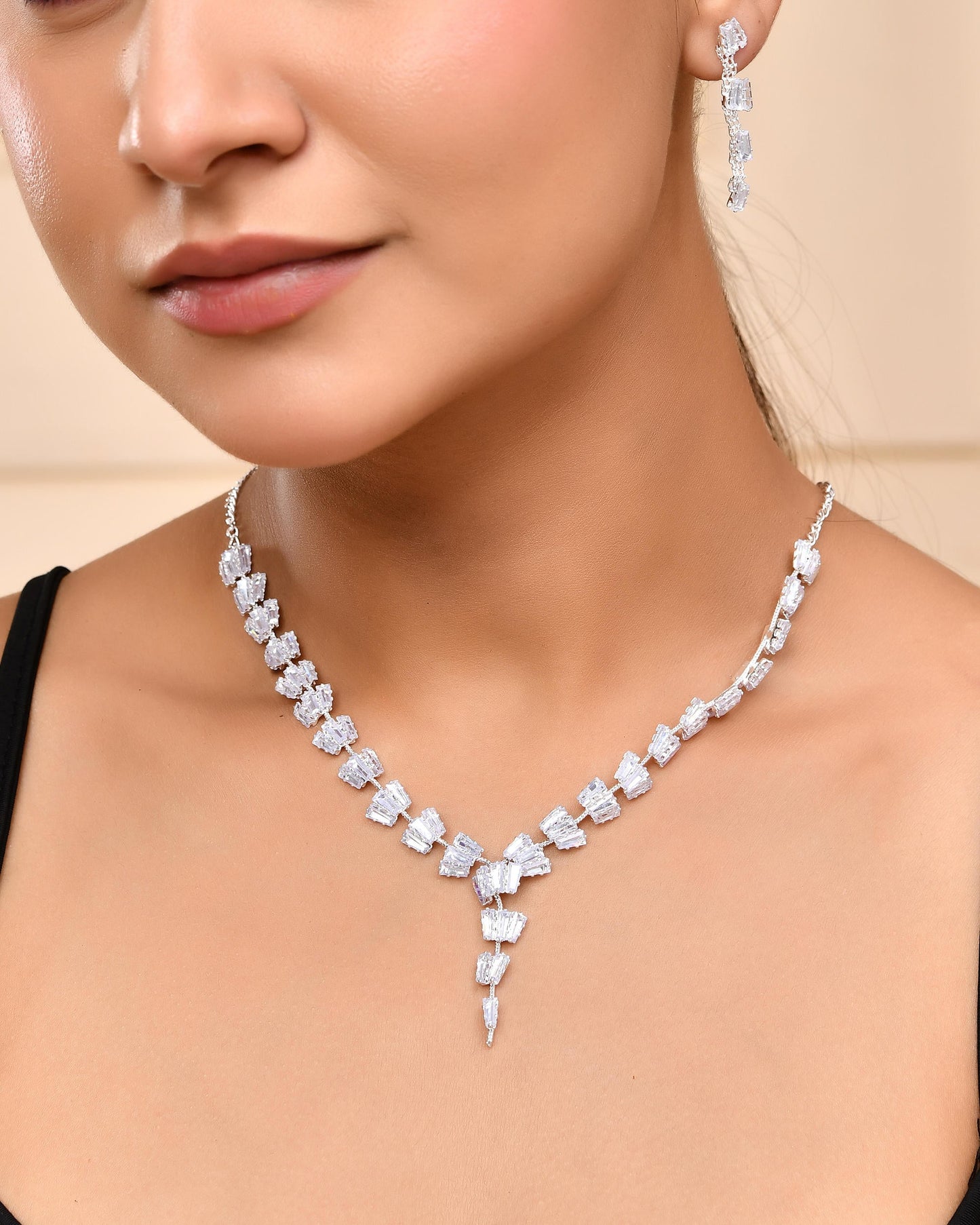 VOJ Silver Plated Artifical Stone Studded Necklace Set - Swadesiicart
