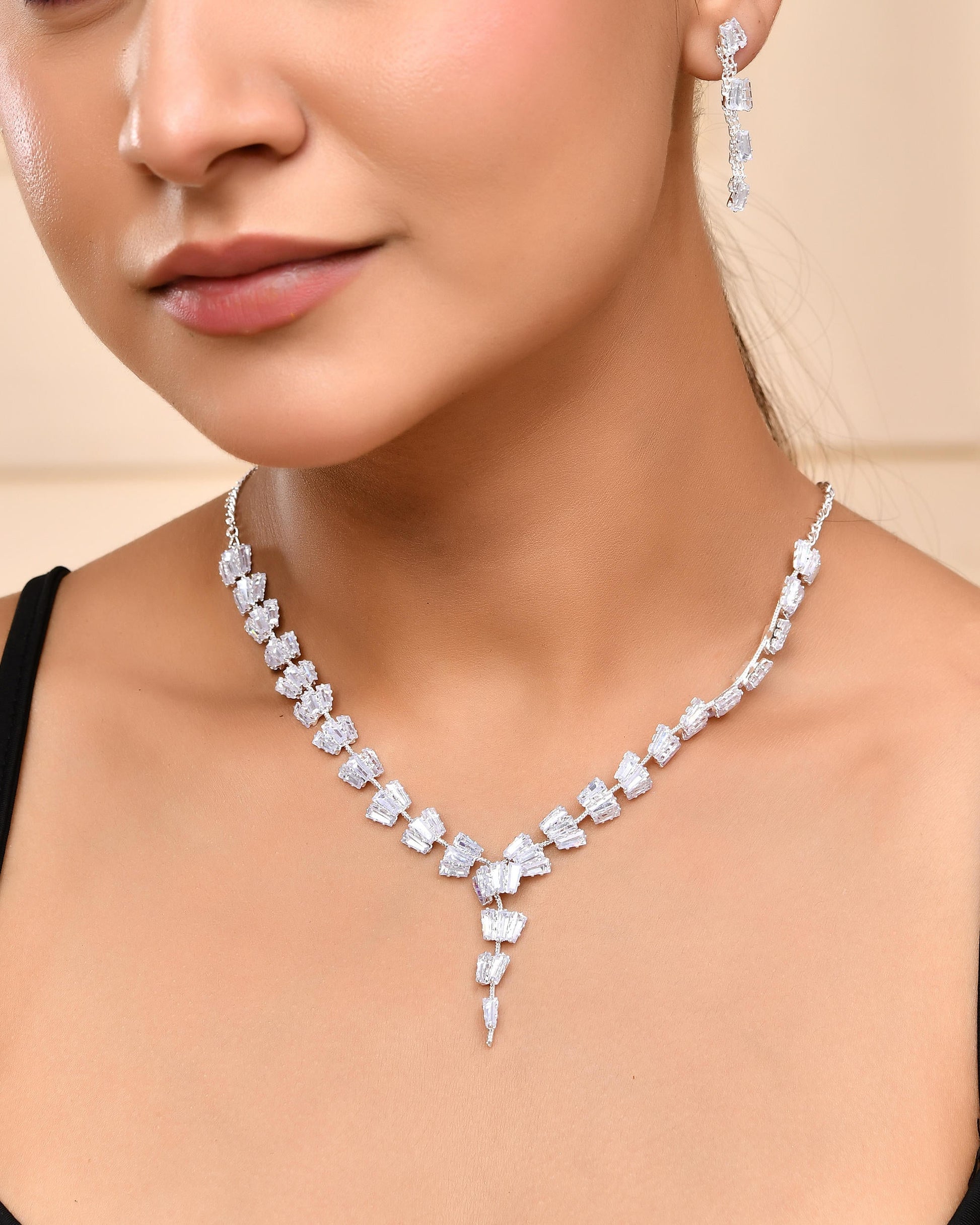 VOJ Silver Plated Artifical Stone Studded Necklace Set - Swadesiicart