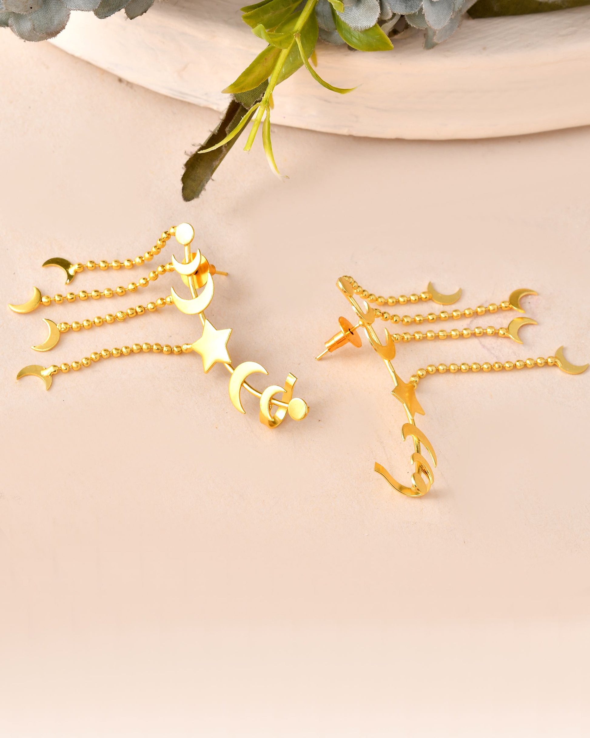 VOJ Gold Polished Anti Tarnish Openable Ear Cuff - Swadesiicart